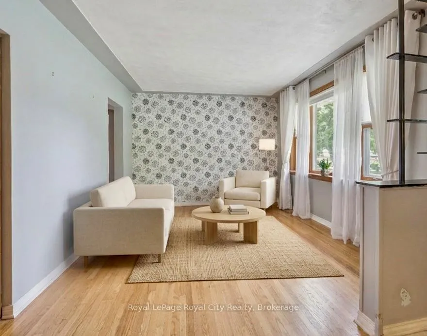 Photo 2 of 87 Cassino Avenue, Guelph, St. George's — HOMEH