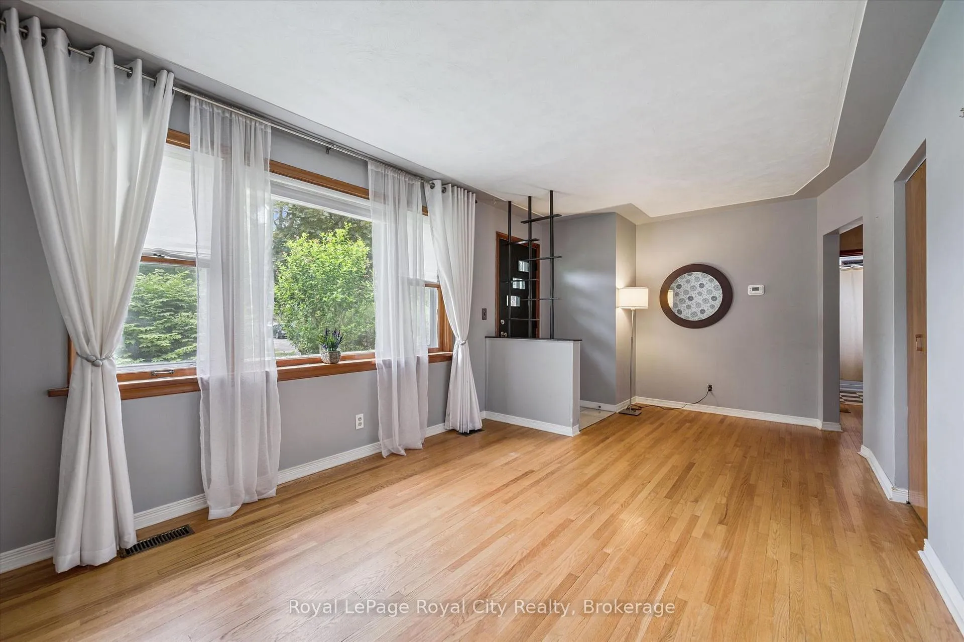 Photo 9 of 87 Cassino Avenue, Guelph, St. George's — HOMEH