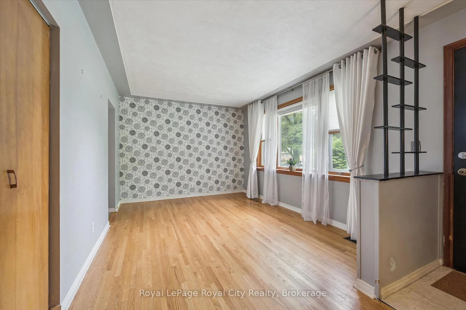Photo 12 of 87 Cassino Avenue, Guelph, St. George's — HOMEH