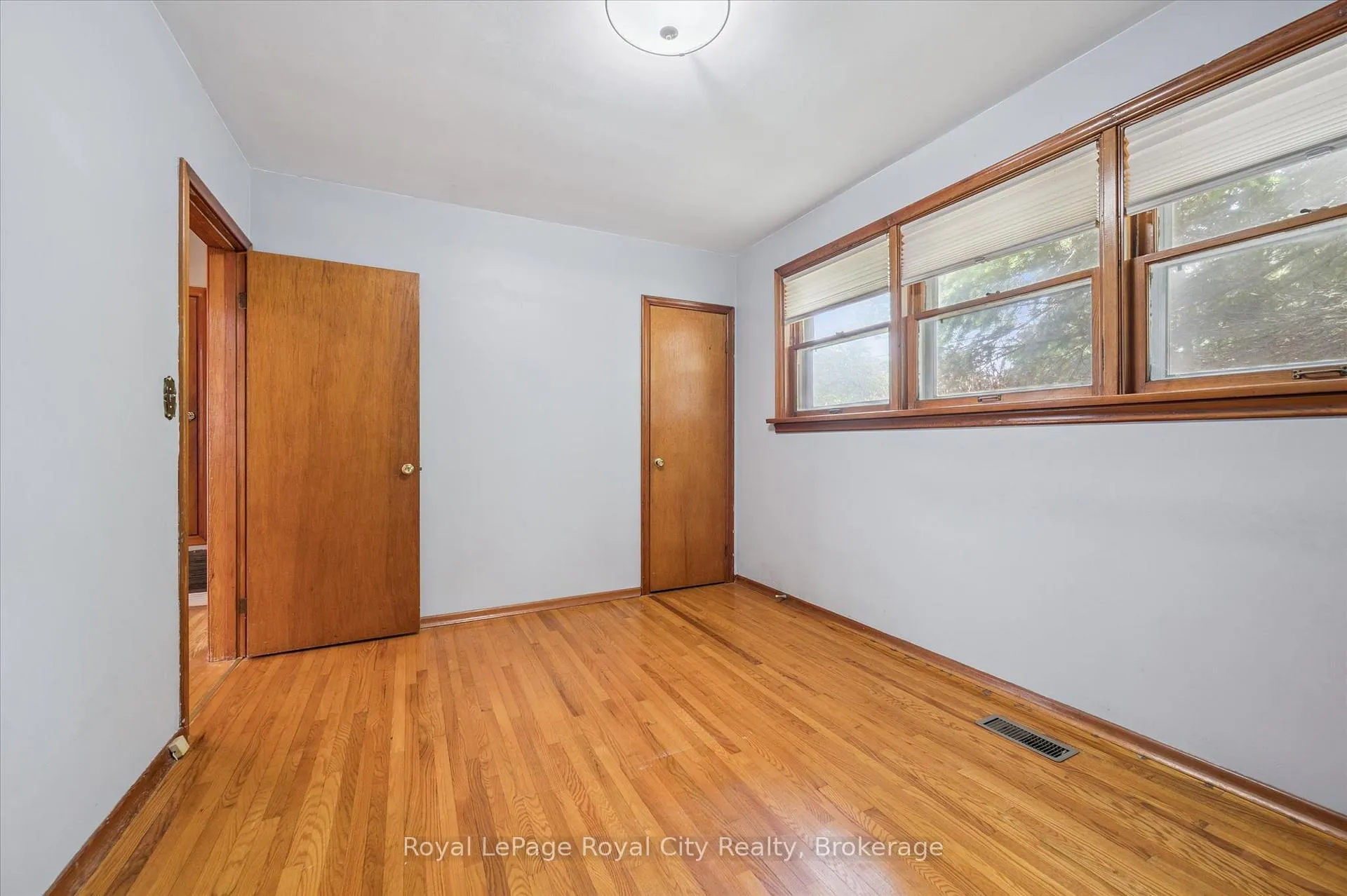 Photo 24 of 87 Cassino Avenue, Guelph, St. George's — HOMEH