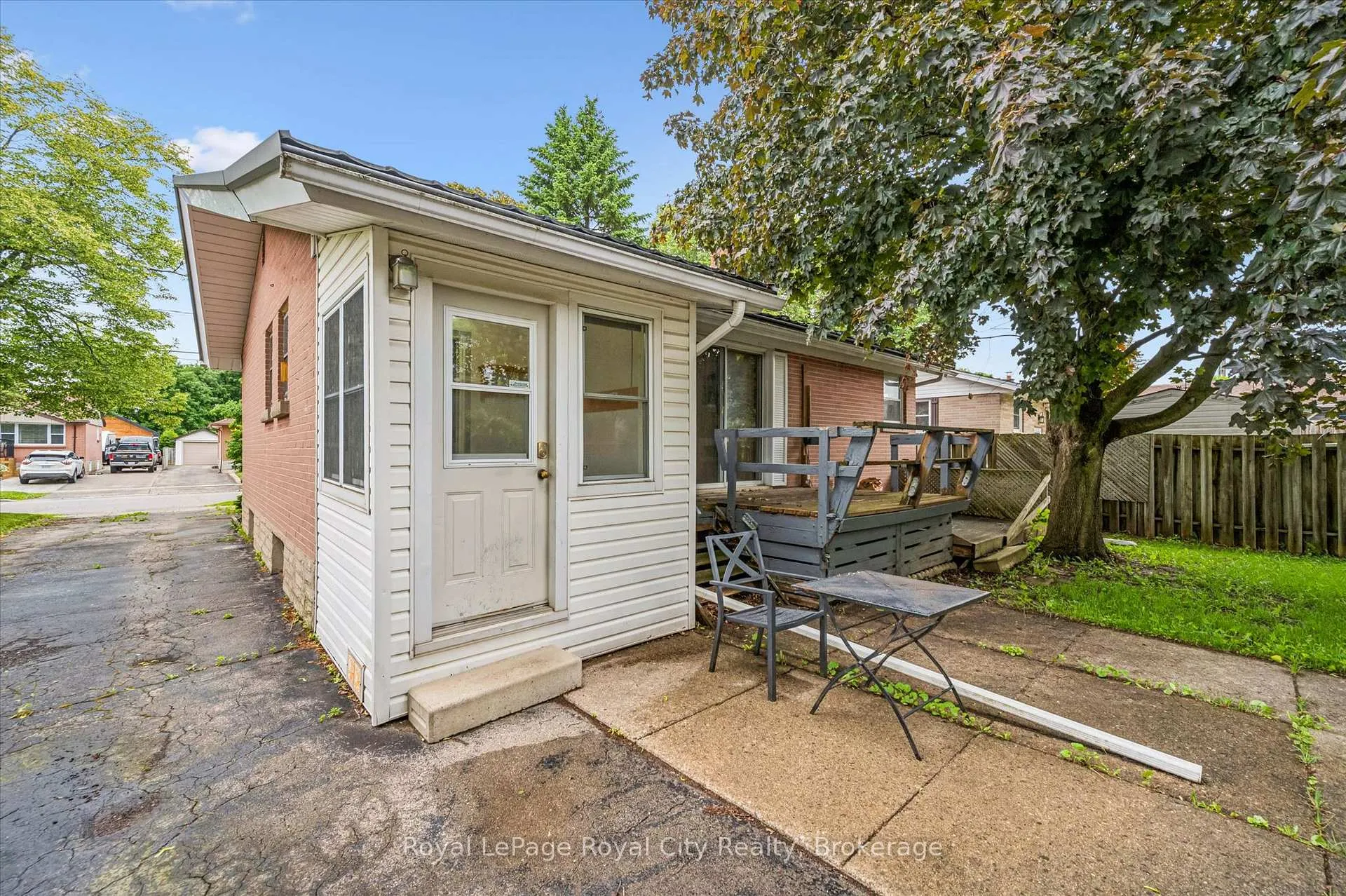 Photo 35 of 87 Cassino Avenue, Guelph, St. George's — HOMEH