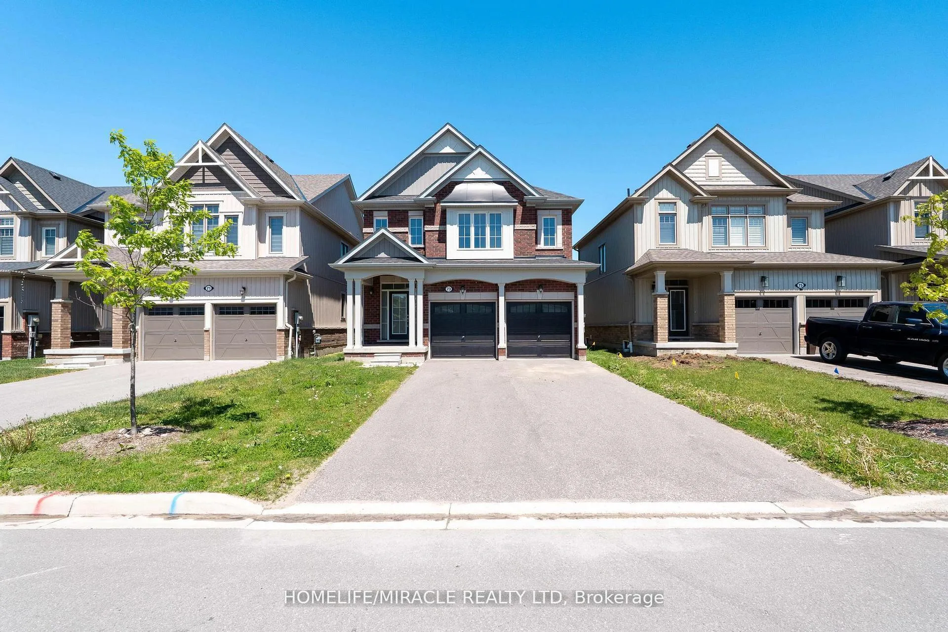 Photo 2 of 73 Tracey Lane, Collingwood — HOMEH