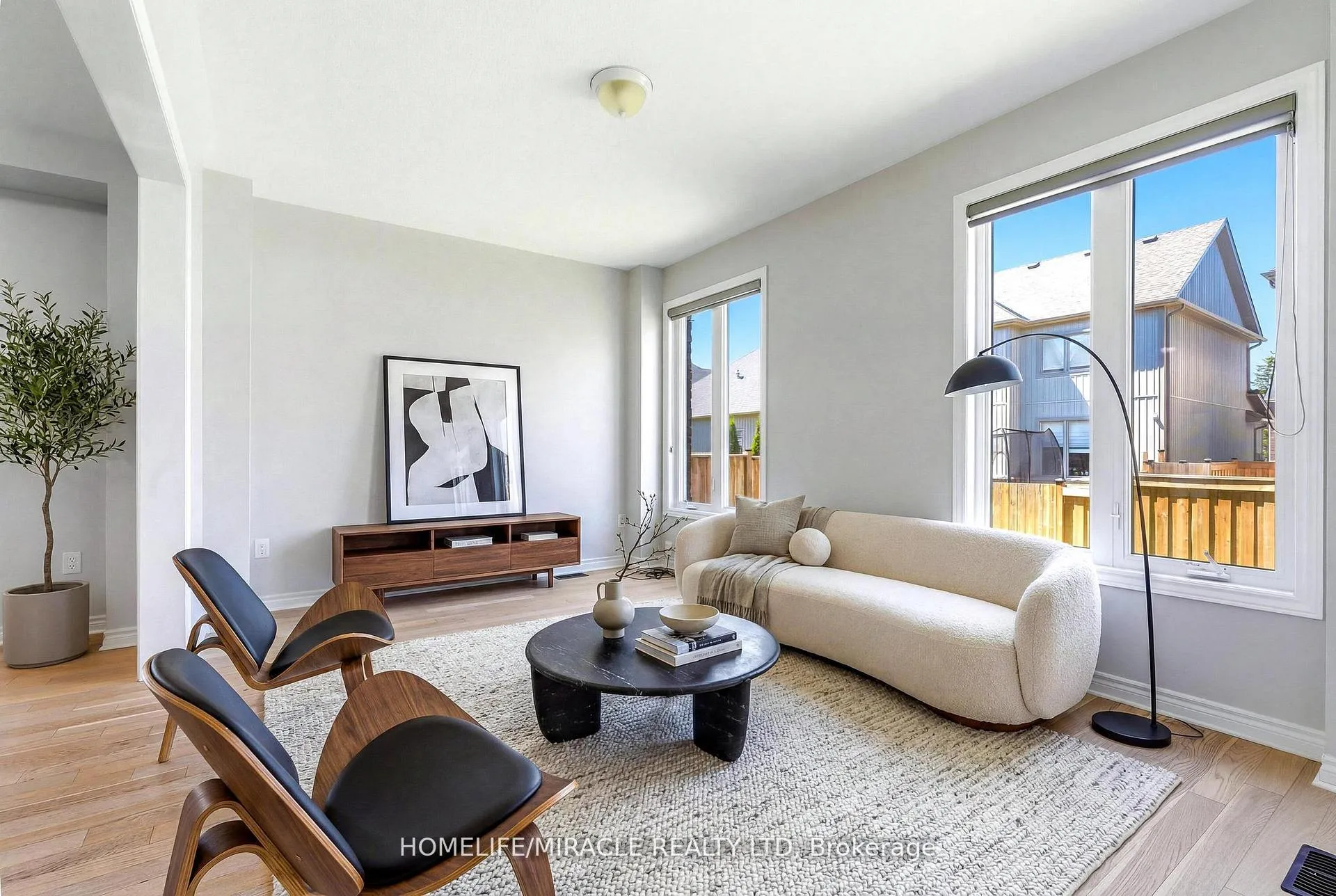Photo 10 of 73 Tracey Lane, Collingwood — HOMEH