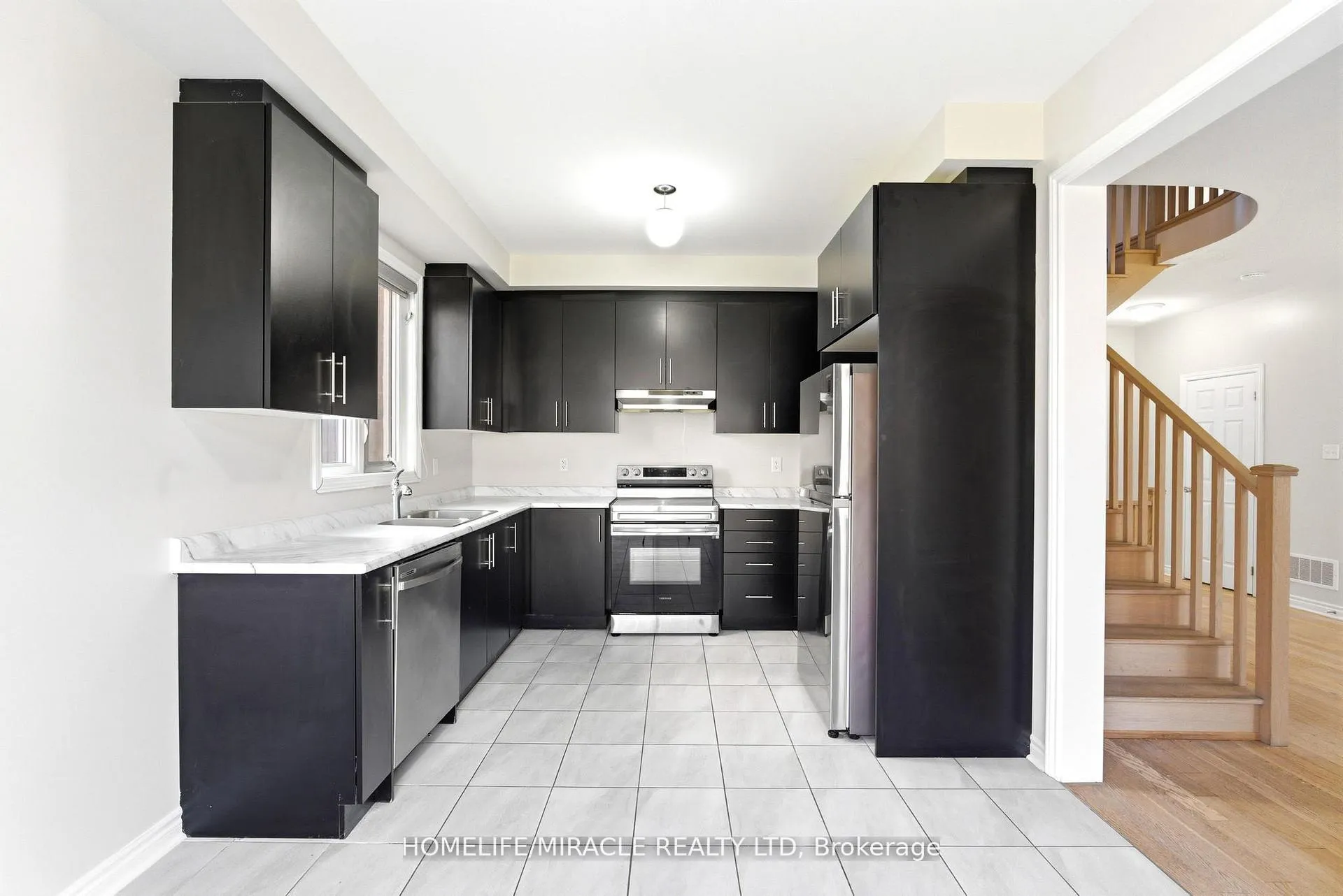 Photo 14 of 73 Tracey Lane, Collingwood — HOMEH