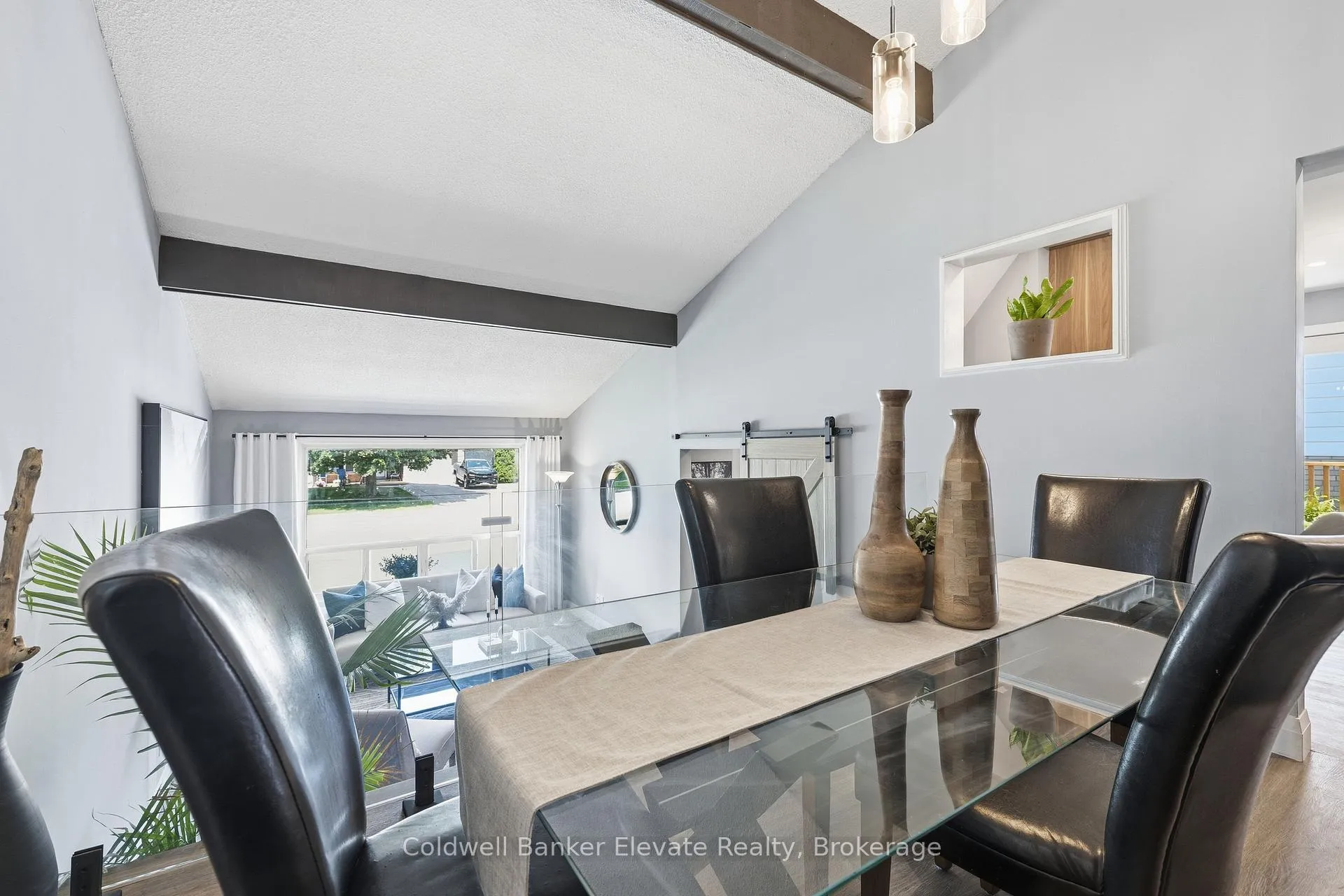Photo 11 of 1799 Briarwood Drive, Cambridge — HOMEH
