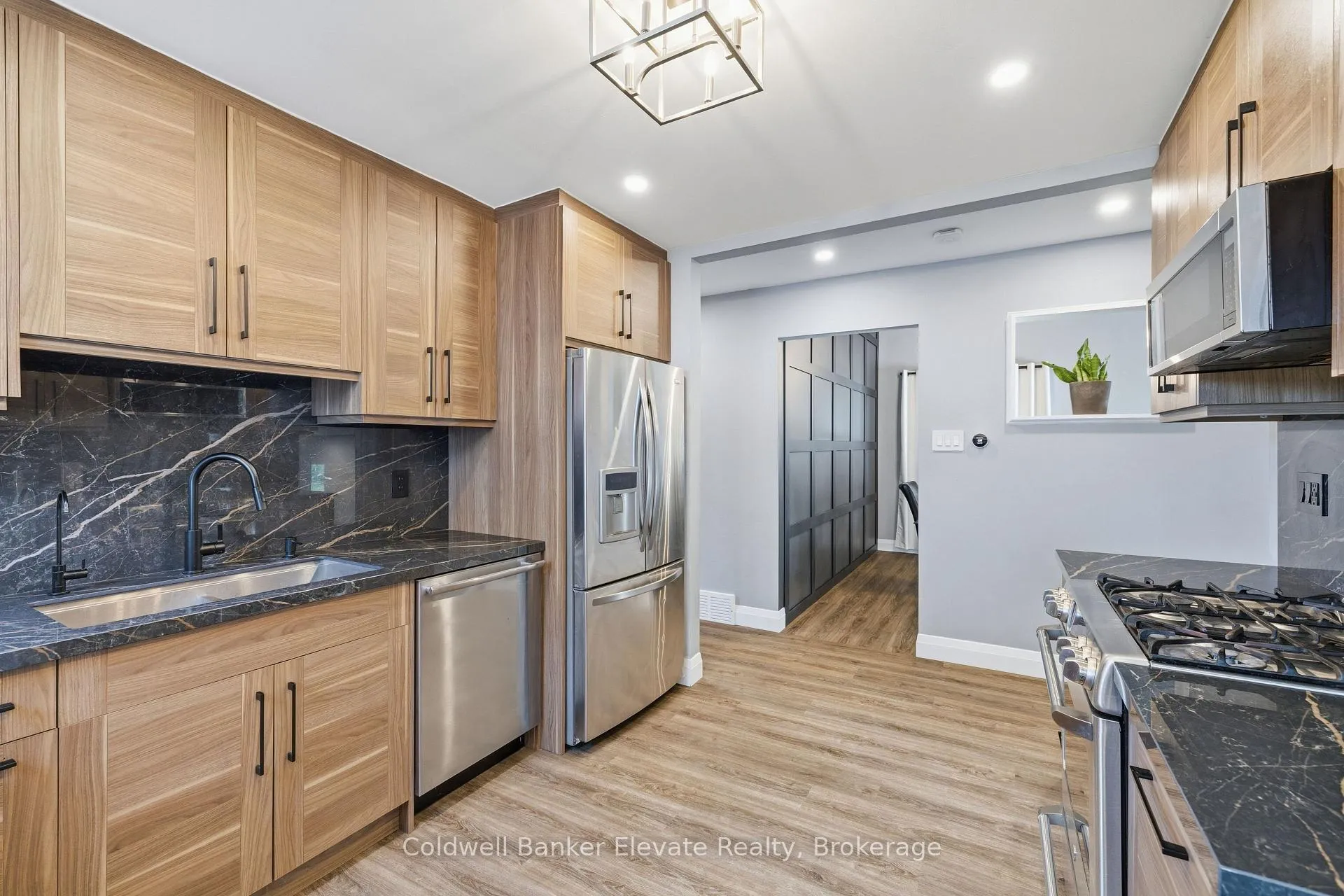 Photo 16 of 1799 Briarwood Drive, Cambridge — HOMEH