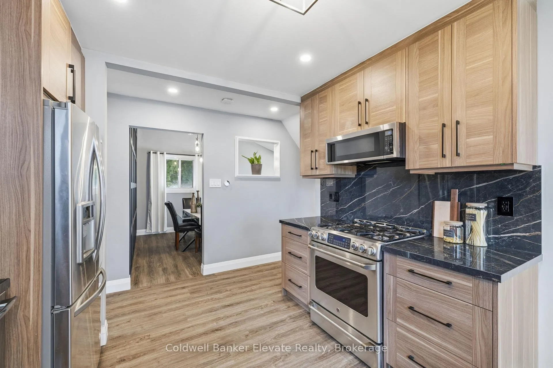 Photo 17 of 1799 Briarwood Drive, Cambridge — HOMEH