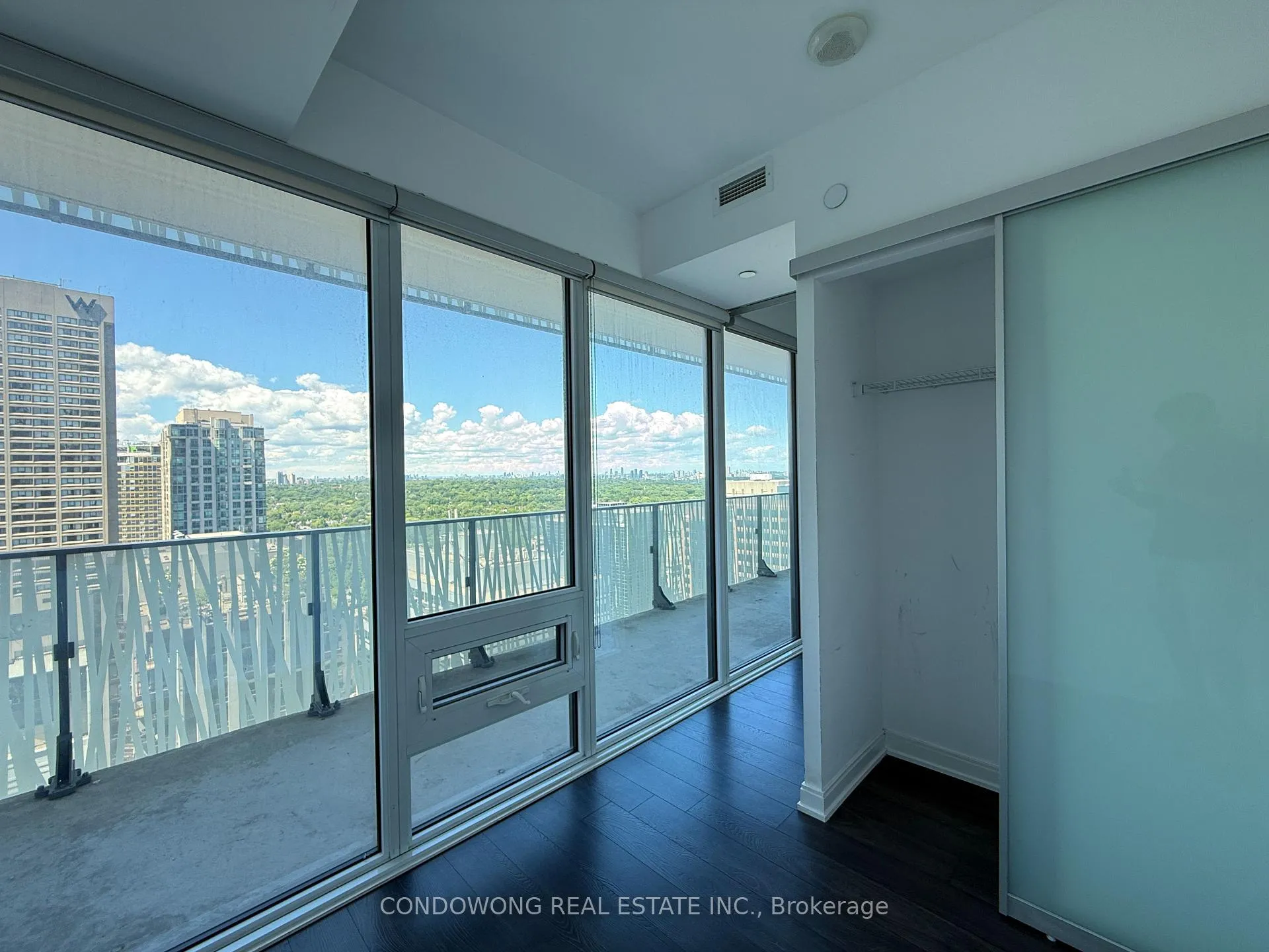 Photo 4 of Unit 2609, 42 Charles Street E, Toronto, Church-Yonge Corridor — HOMEH