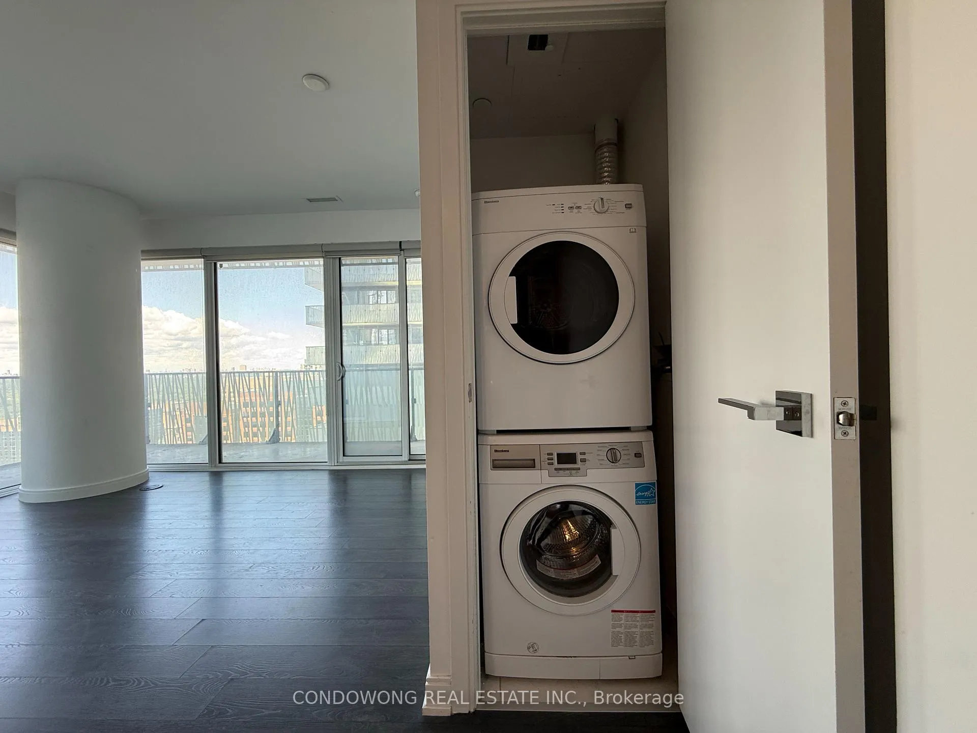 Photo 9 of Unit 2609, 42 Charles Street E, Toronto, Church-Yonge Corridor — HOMEH