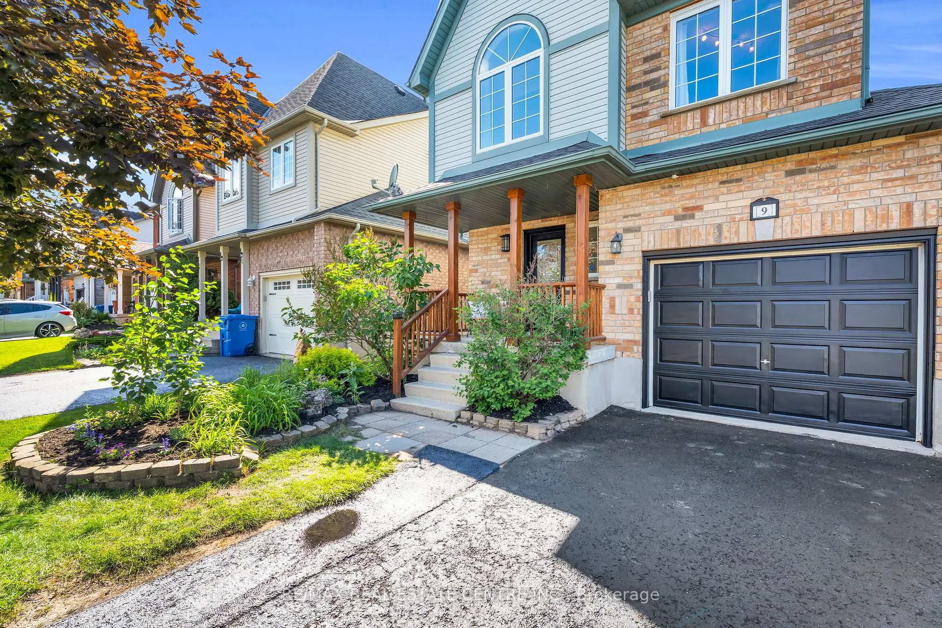 Photo 3 of 9 Settlers Road, Orangeville — HOMEH
