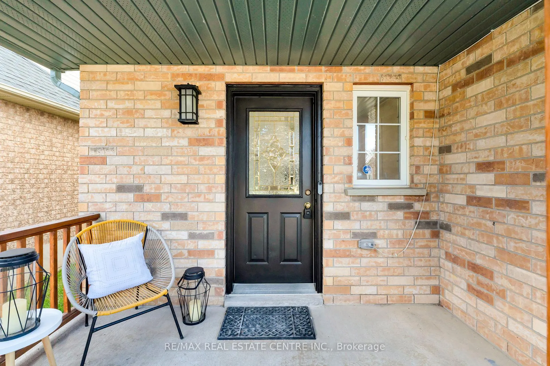 Photo 4 of 9 Settlers Road, Orangeville — HOMEH