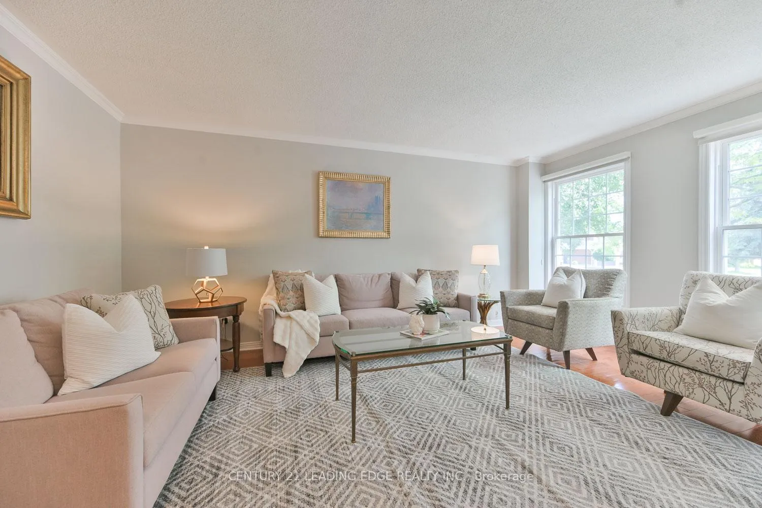 Photo 8 of 82 Penny Crescent, Markham, Markham Village — HOMEH