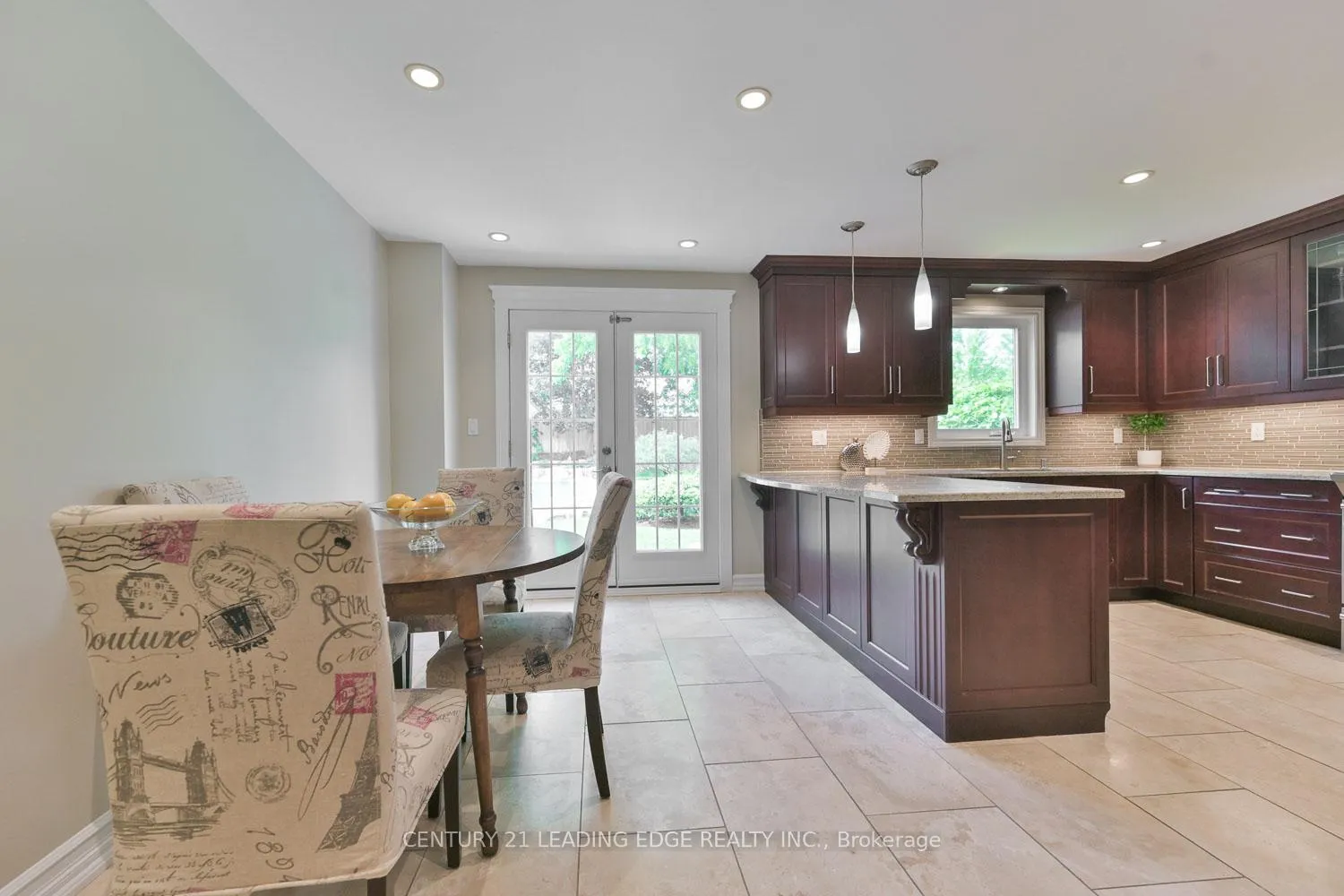 Photo 14 of 82 Penny Crescent, Markham, Markham Village — HOMEH