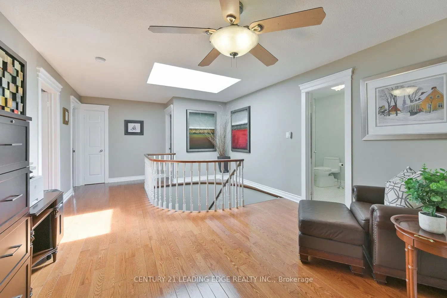 Photo 24 of 82 Penny Crescent, Markham, Markham Village — HOMEH