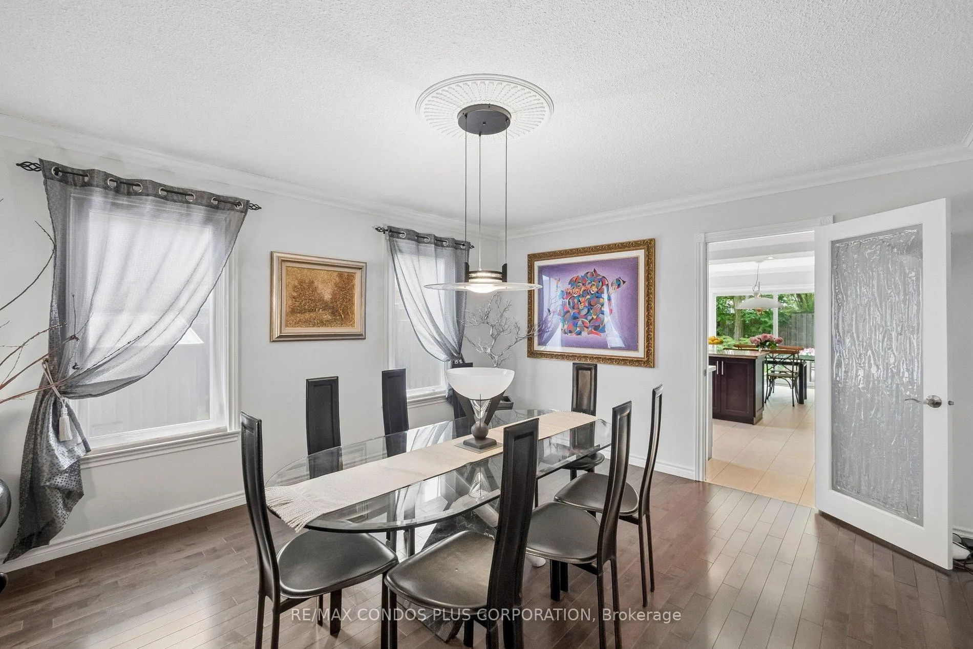 Photo 10 of 57 Delhi Crescent, Markham, Unionville — HOMEH