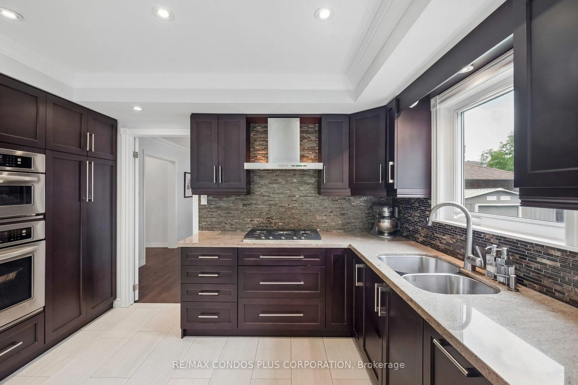 Photo 13 of 57 Delhi Crescent, Markham, Unionville — HOMEH