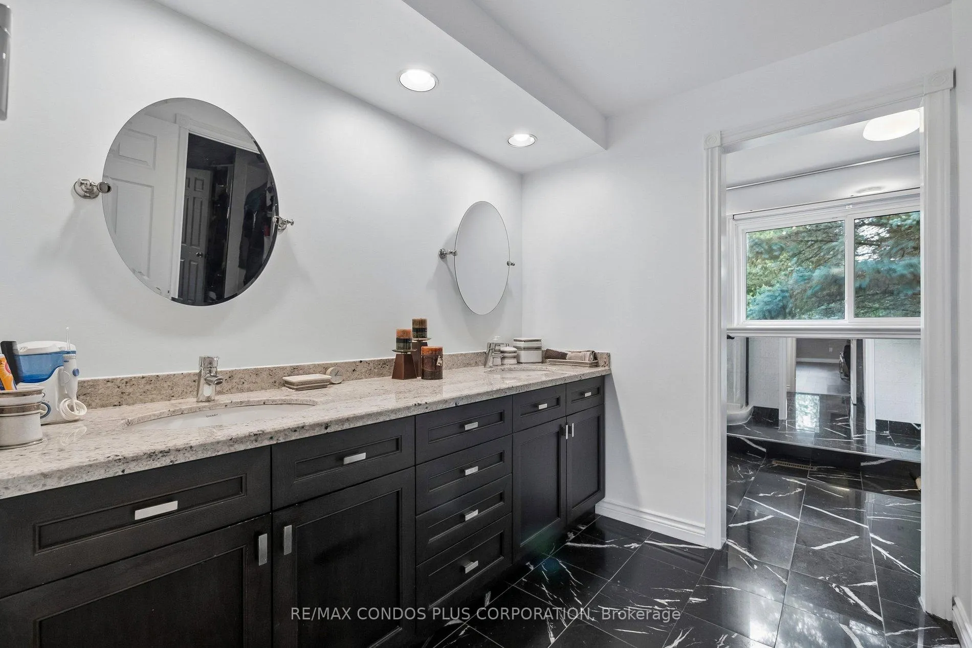Photo 19 of 57 Delhi Crescent, Markham, Unionville — HOMEH