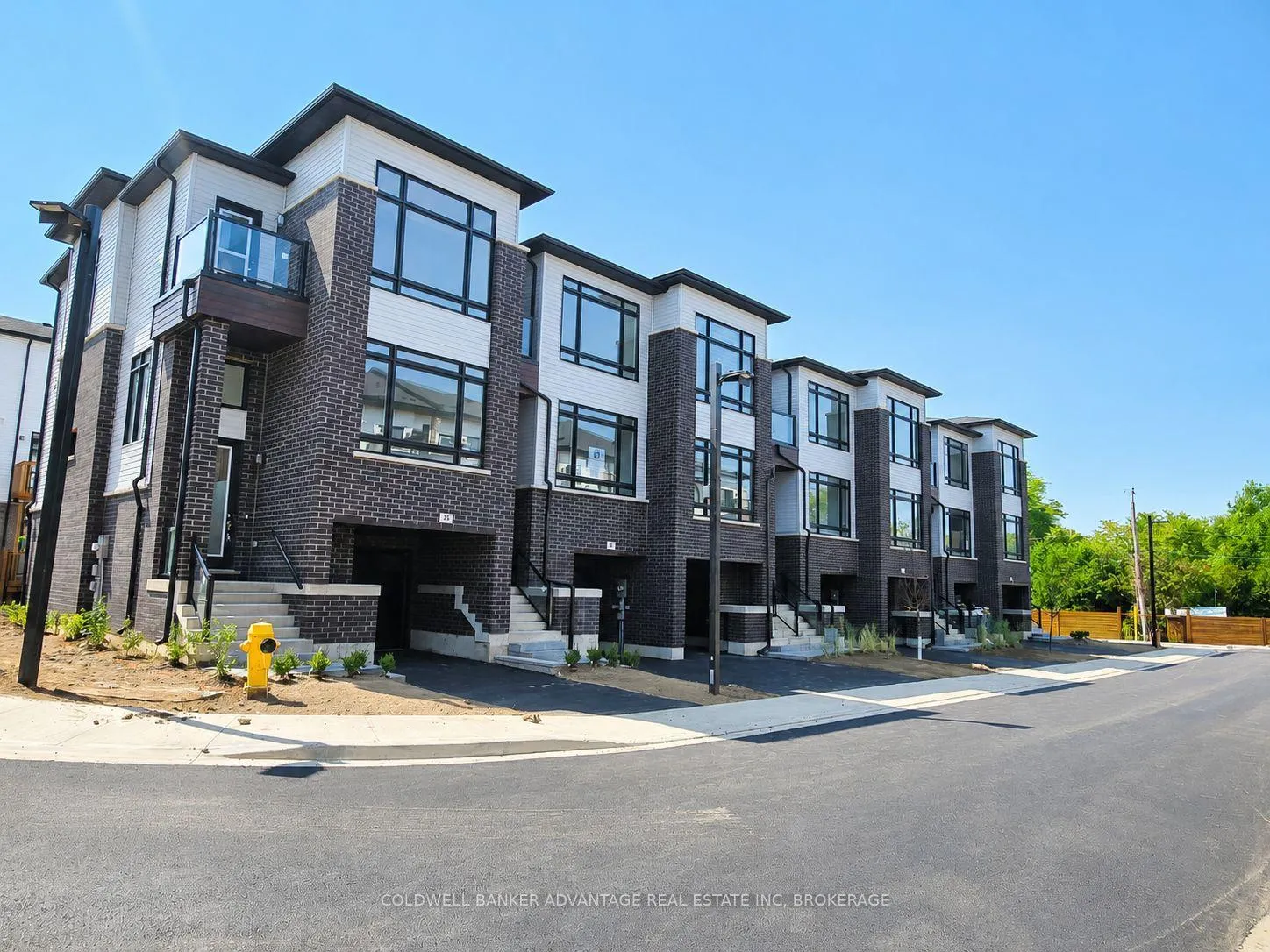 Photo 1 of Unit 26, 27 Sidney Rose, St. Catharines, Glendale/Glenridge — HOMEH