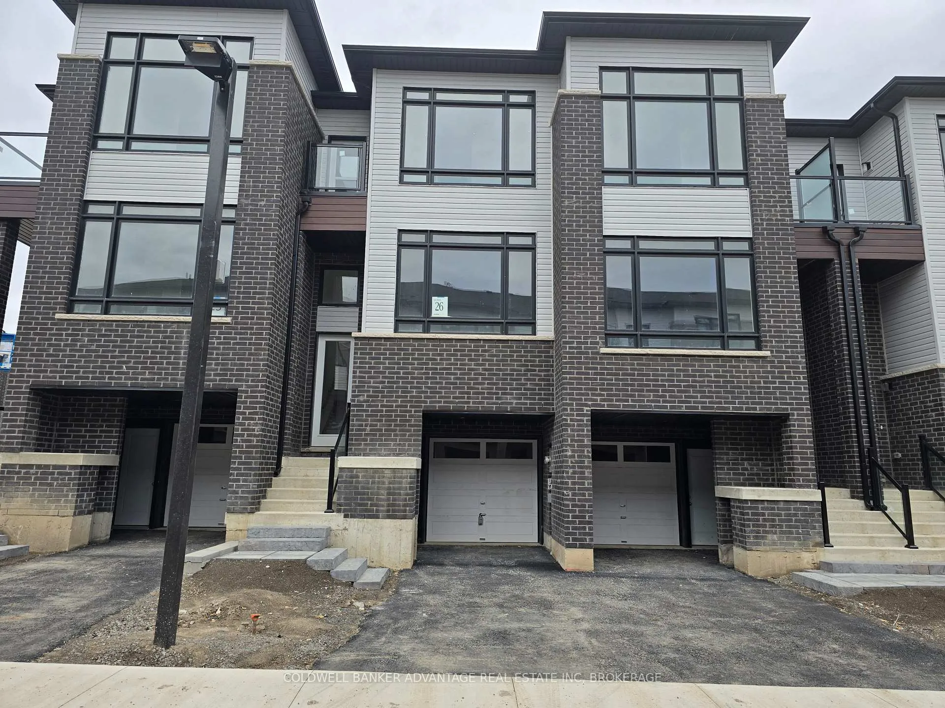 Photo 2 of Unit 26, 27 Sidney Rose, St. Catharines, Glendale/Glenridge — HOMEH