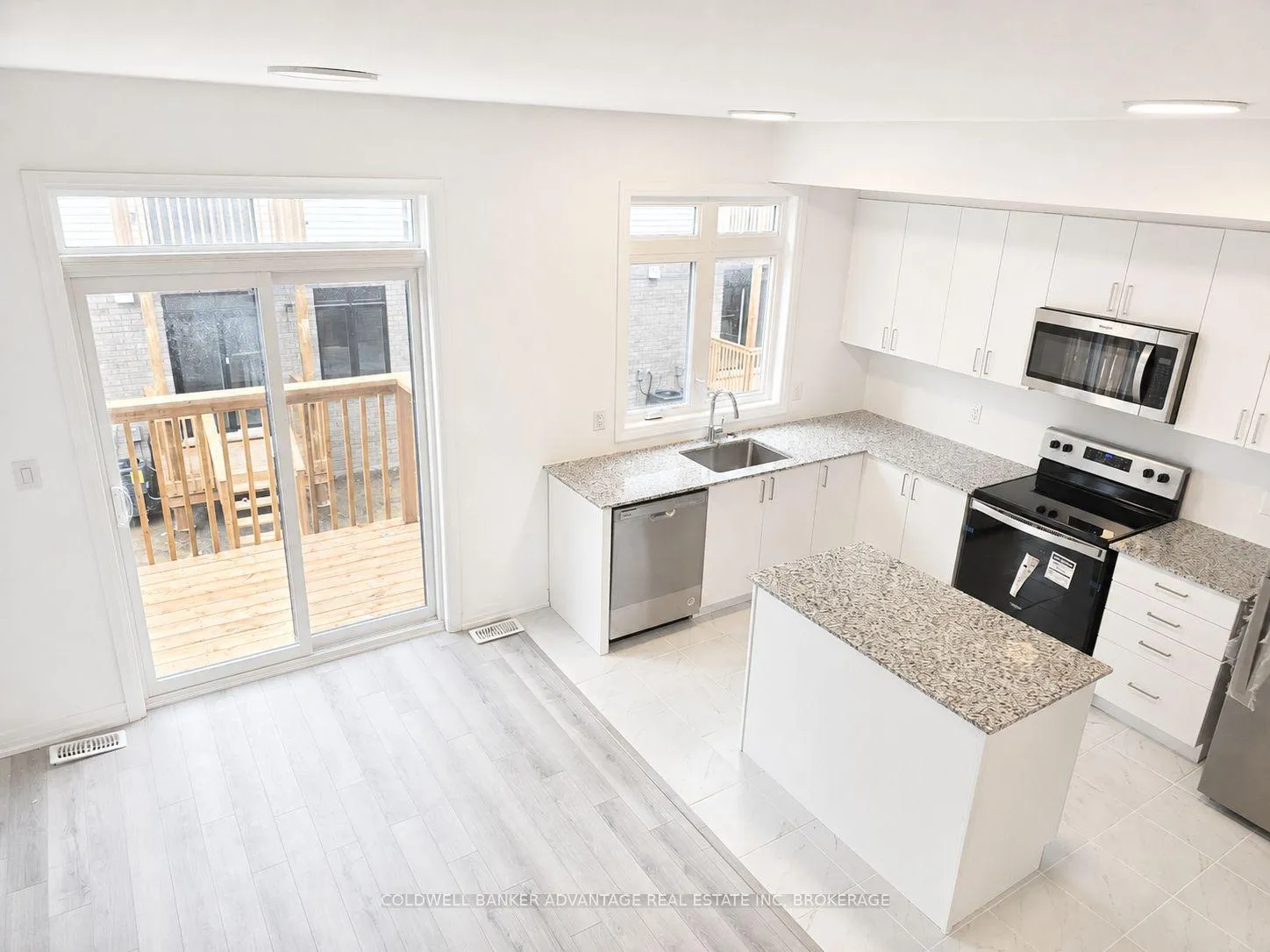 Photo 5 of Unit 26, 27 Sidney Rose, St. Catharines, Glendale/Glenridge — HOMEH