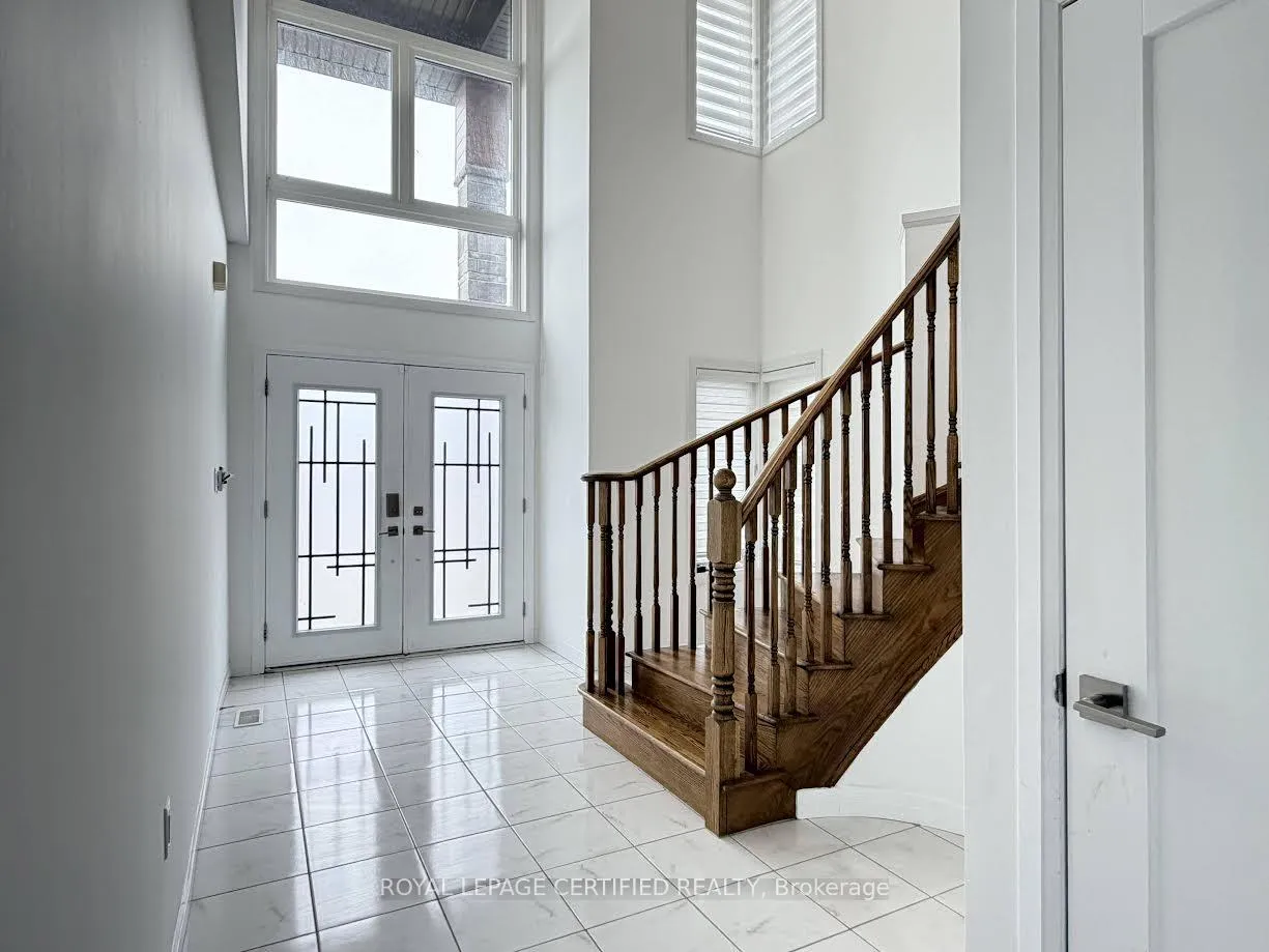 Photo 4 of 40 Lexington Avenue, Hamilton, Stoney Creek Mountain — HOMEH