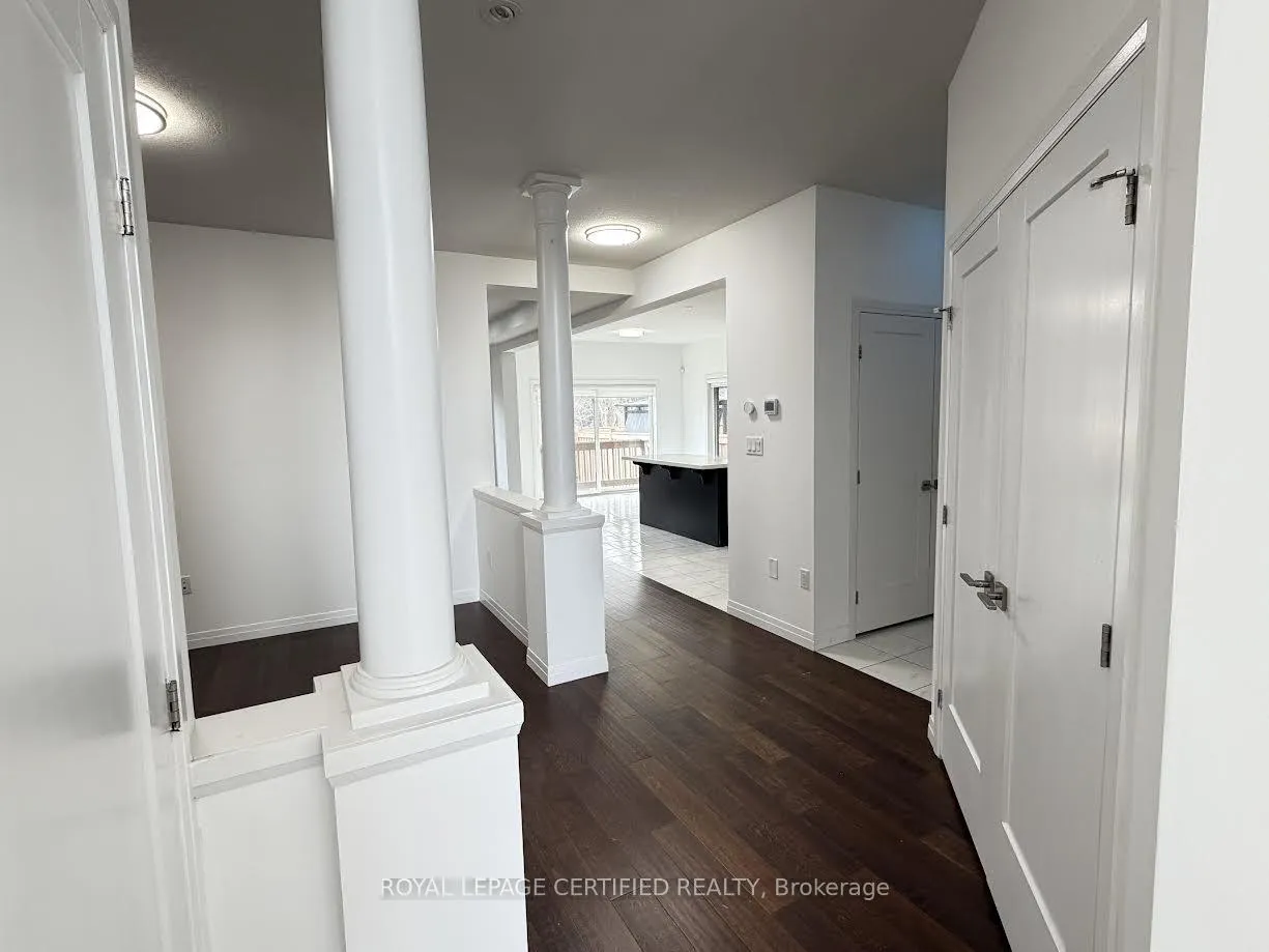 Photo 6 of 40 Lexington Avenue, Hamilton, Stoney Creek Mountain — HOMEH