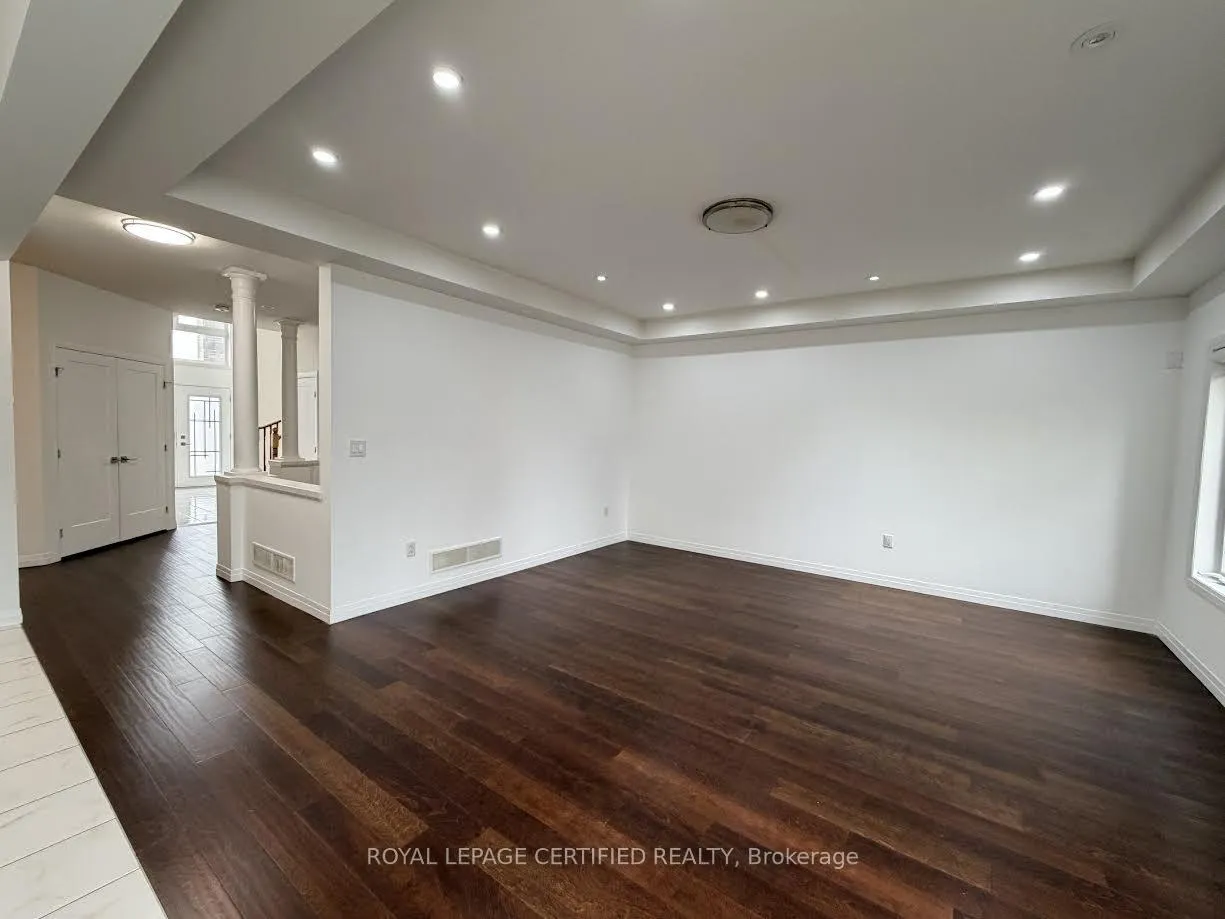 Photo 11 of 40 Lexington Avenue, Hamilton, Stoney Creek Mountain — HOMEH