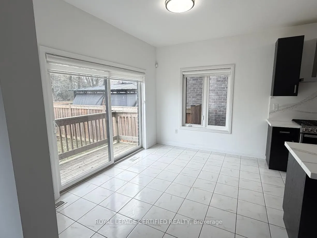 Photo 16 of 40 Lexington Avenue, Hamilton, Stoney Creek Mountain — HOMEH