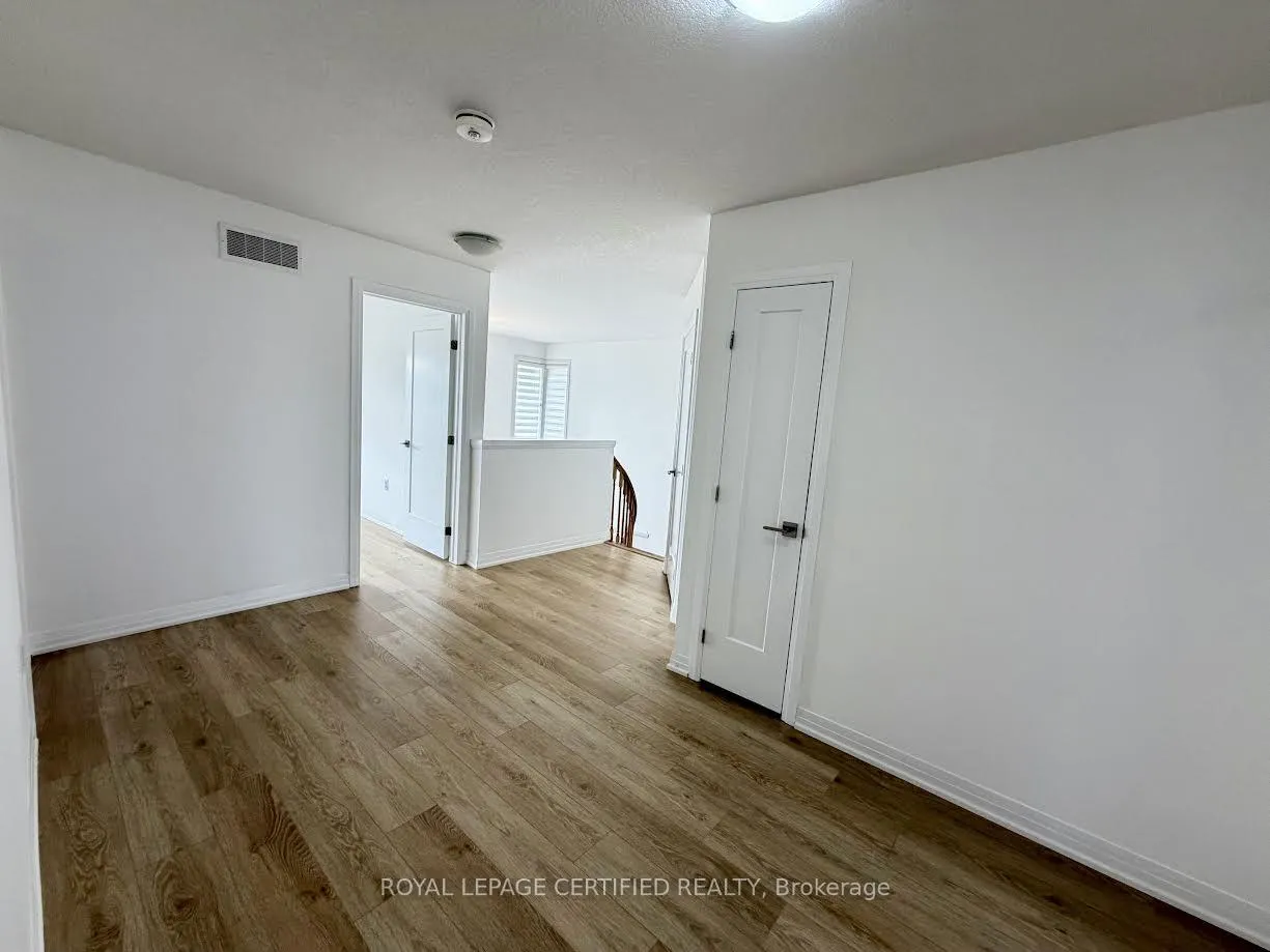 Photo 22 of 40 Lexington Avenue, Hamilton, Stoney Creek Mountain — HOMEH