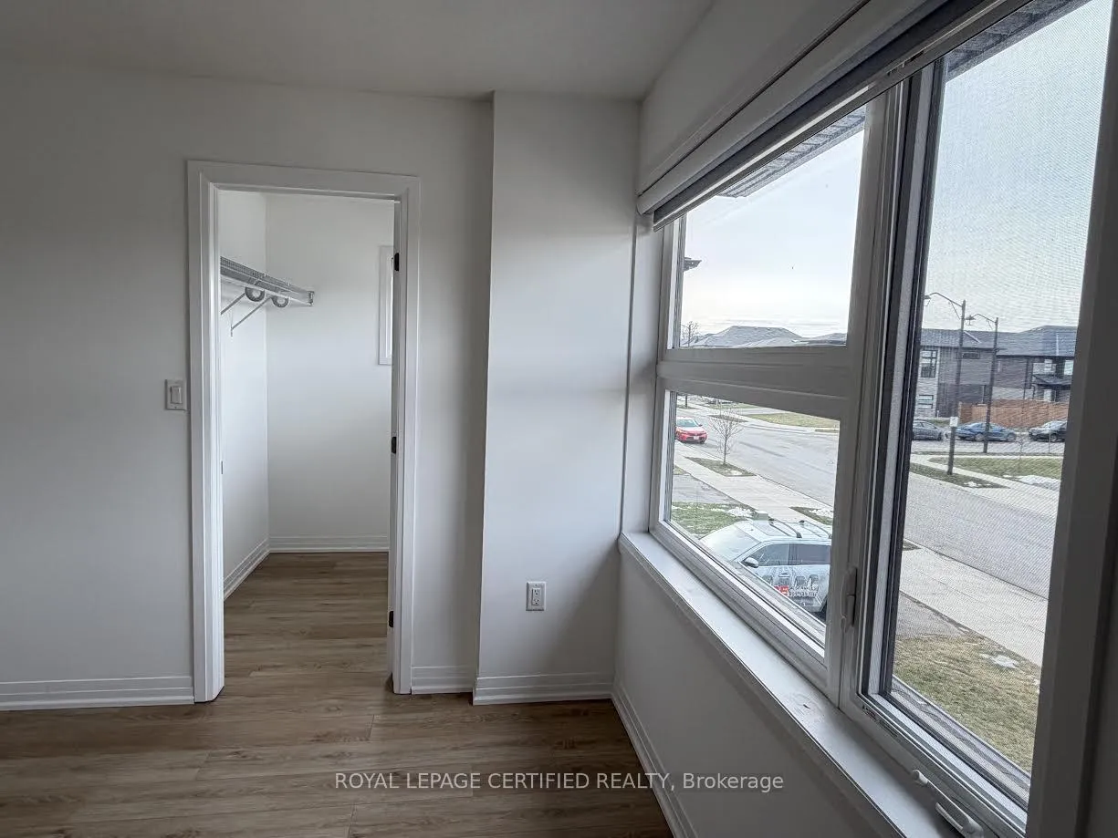 Photo 25 of 40 Lexington Avenue, Hamilton, Stoney Creek Mountain — HOMEH