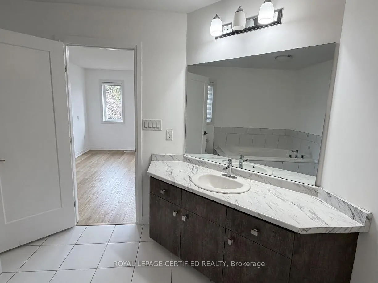 Photo 38 of 40 Lexington Avenue, Hamilton, Stoney Creek Mountain — HOMEH