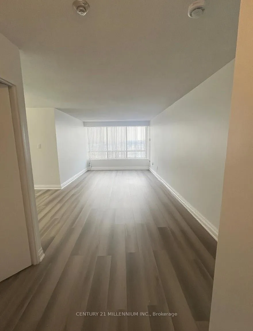 Photo 6 of Unit 1605, 26 Hanover Road, Brampton, Queen Street Corridor — HOMEH