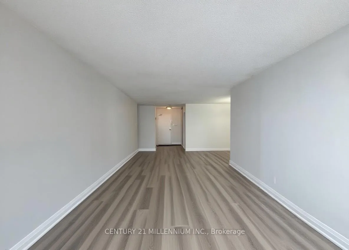 Photo 8 of Unit 1605, 26 Hanover Road, Brampton, Queen Street Corridor — HOMEH