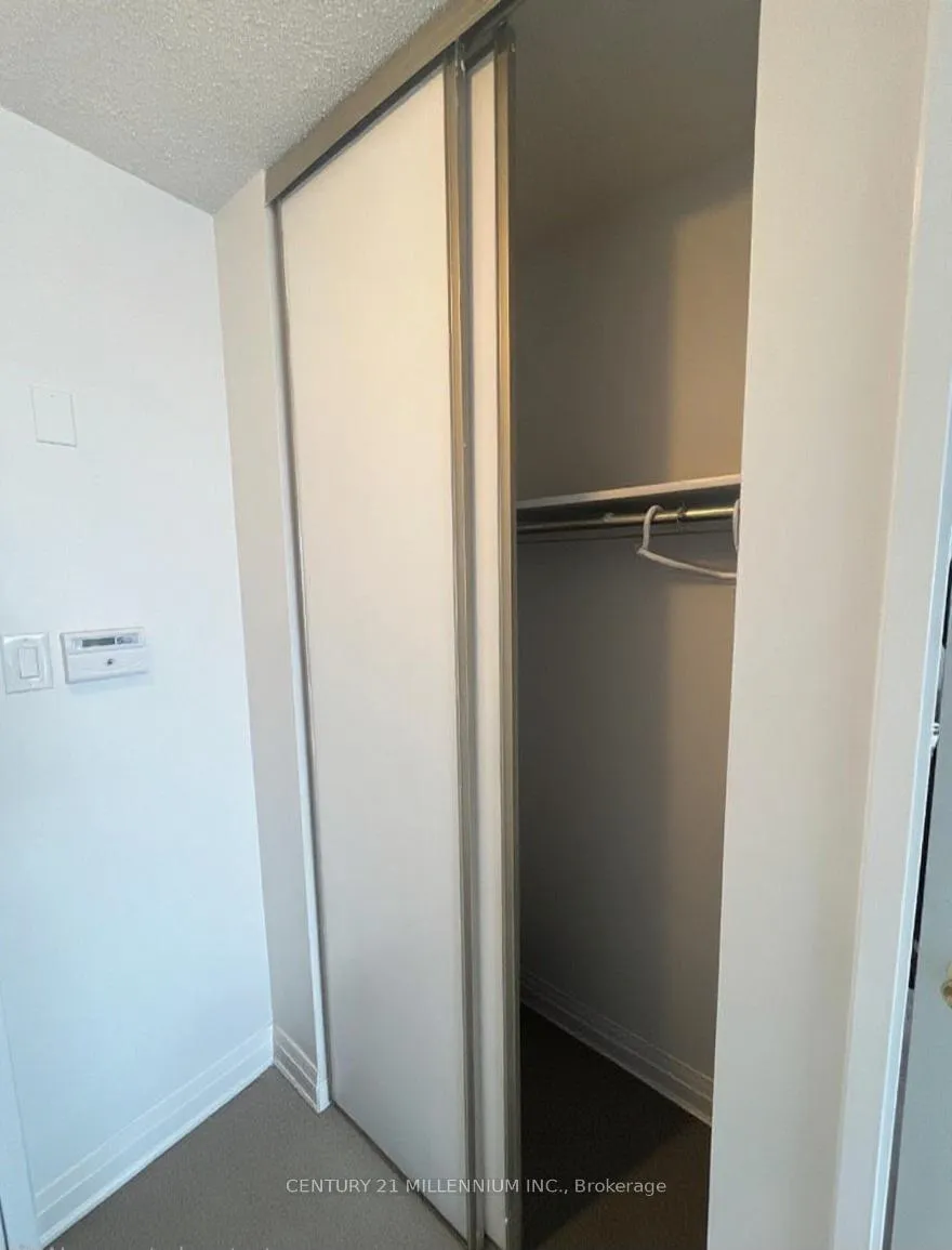 Photo 9 of Unit 1605, 26 Hanover Road, Brampton, Queen Street Corridor — HOMEH