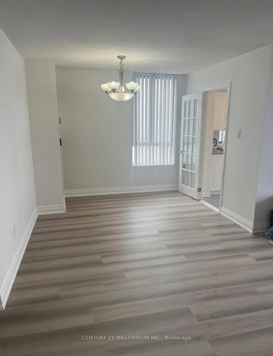 Photo 11 of Unit 1605, 26 Hanover Road, Brampton, Queen Street Corridor — HOMEH