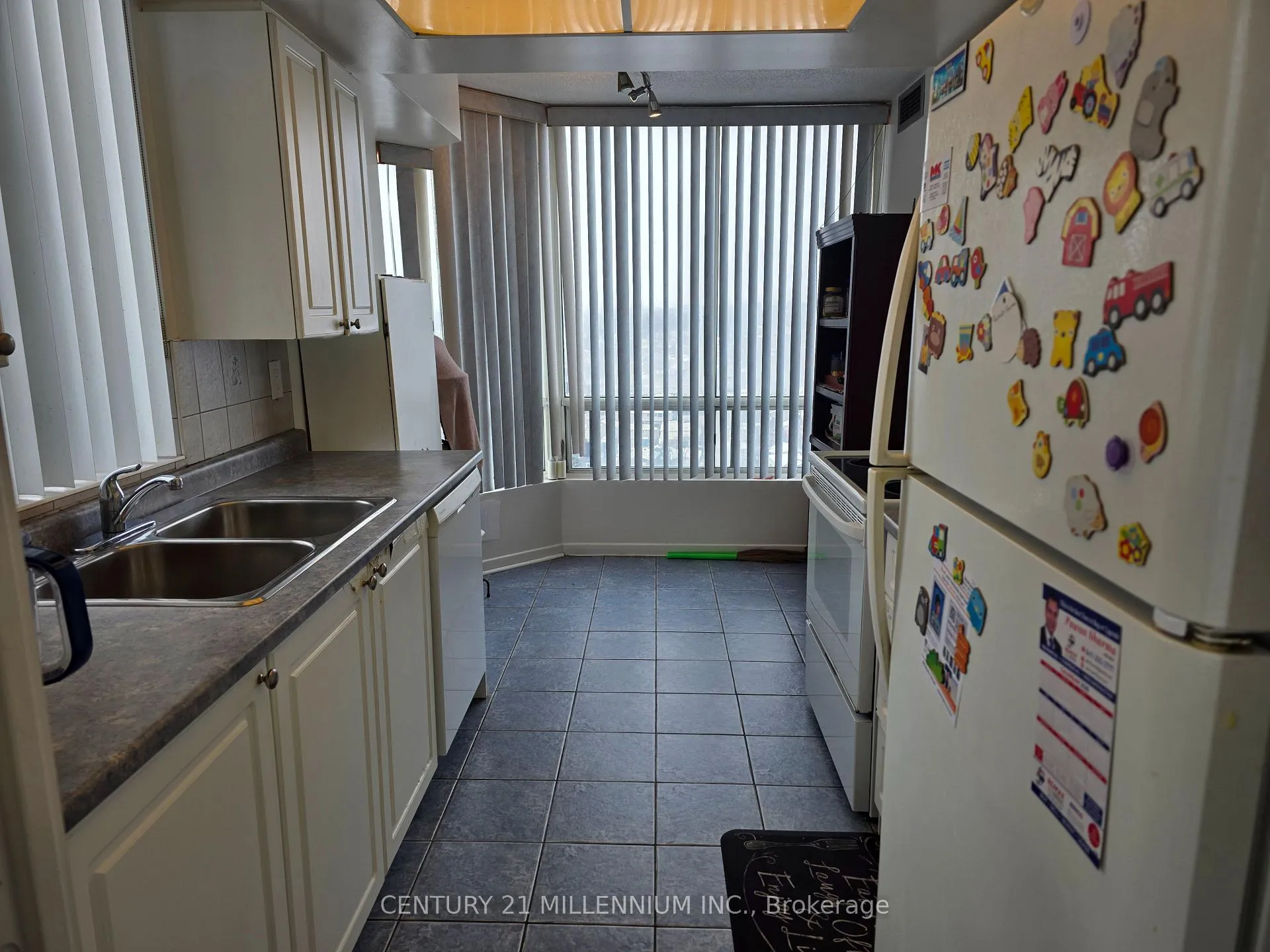 Photo 19 of Unit 1605, 26 Hanover Road, Brampton, Queen Street Corridor — HOMEH