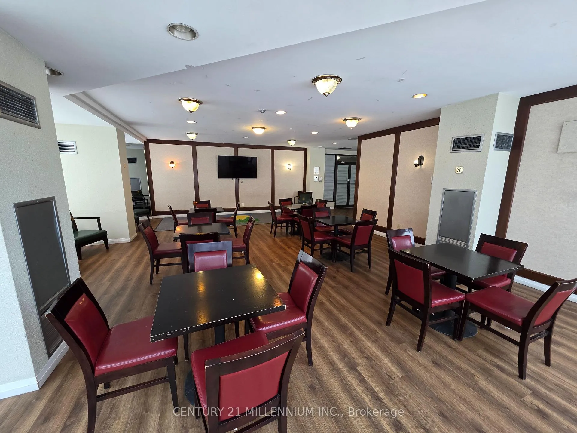 Photo 28 of Unit 1605, 26 Hanover Road, Brampton, Queen Street Corridor — HOMEH
