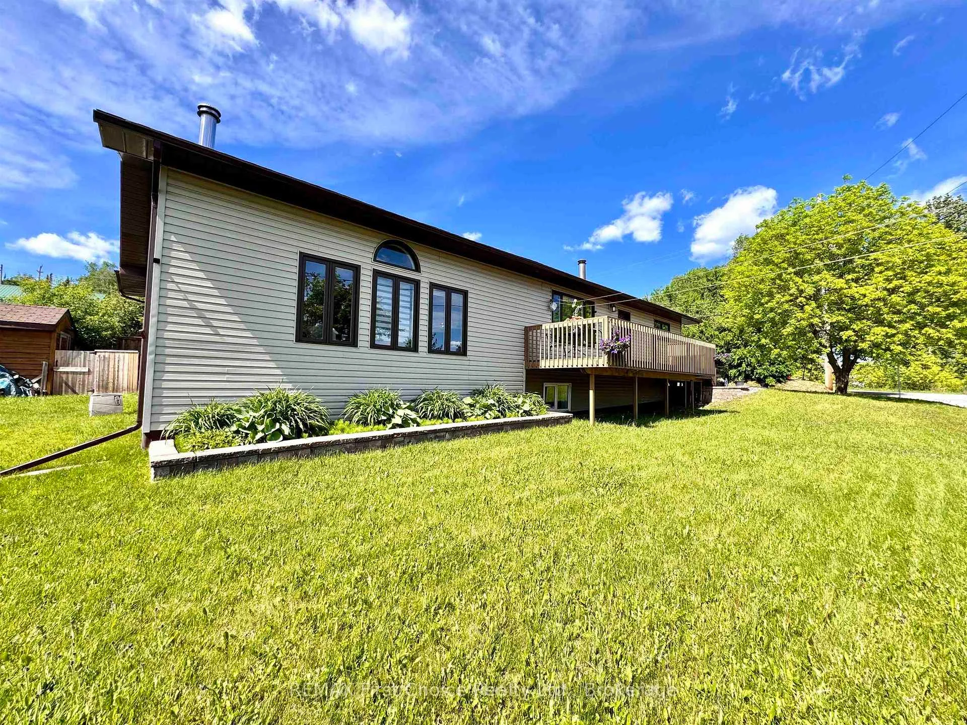 Photo 5 of 17 Kenora Road, Red Lake — HOMEH