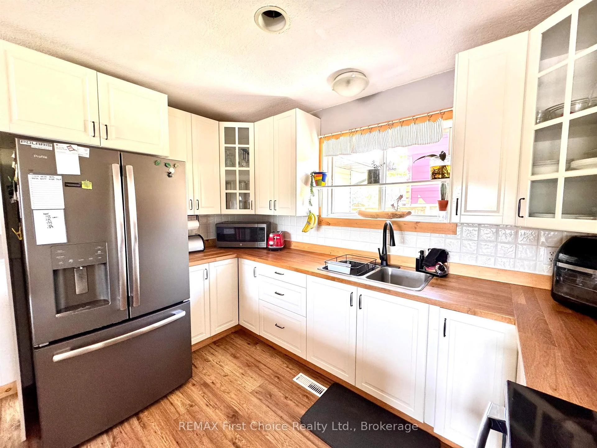 Photo 16 of 17 Kenora Road, Red Lake — HOMEH
