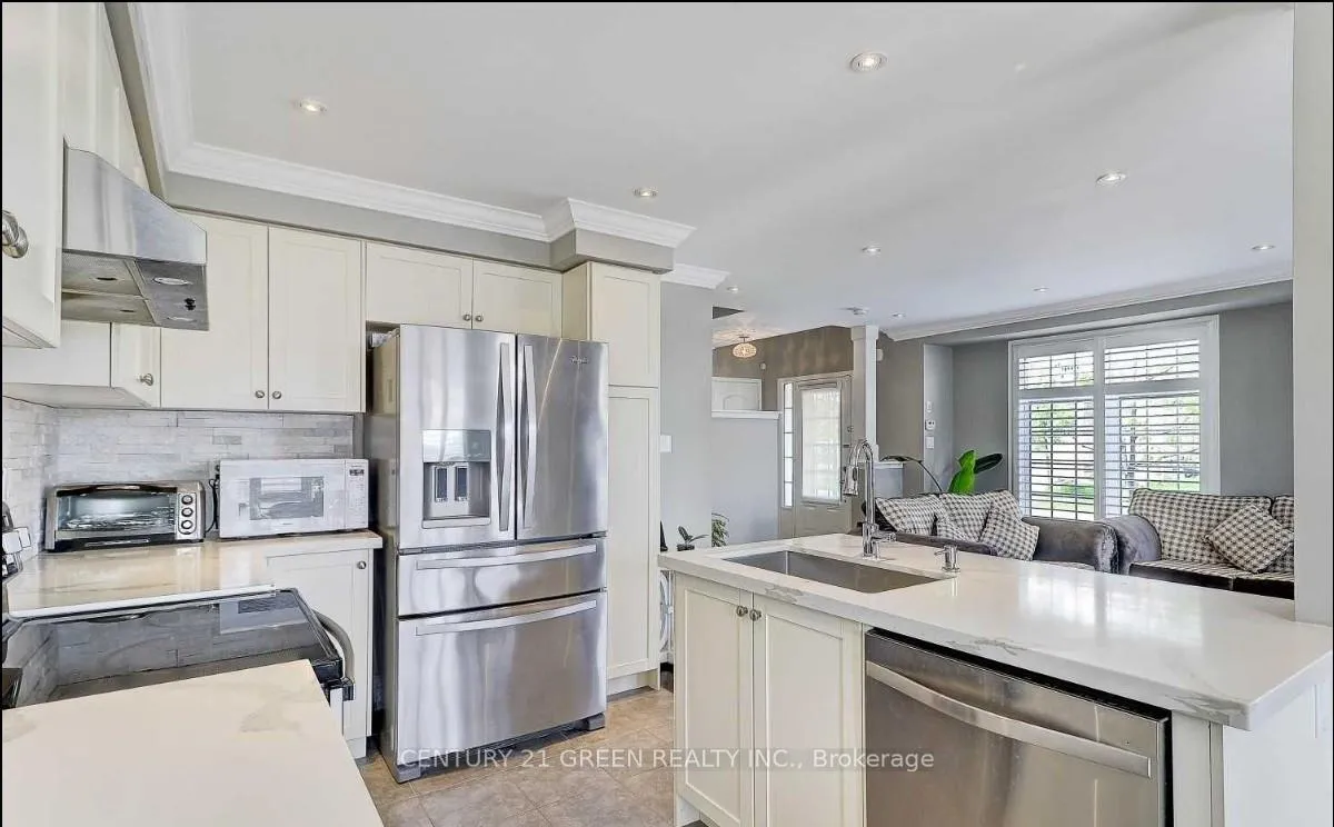 Photo 4 of 25 Holroyd Street, Ajax, Central East — HOMEH