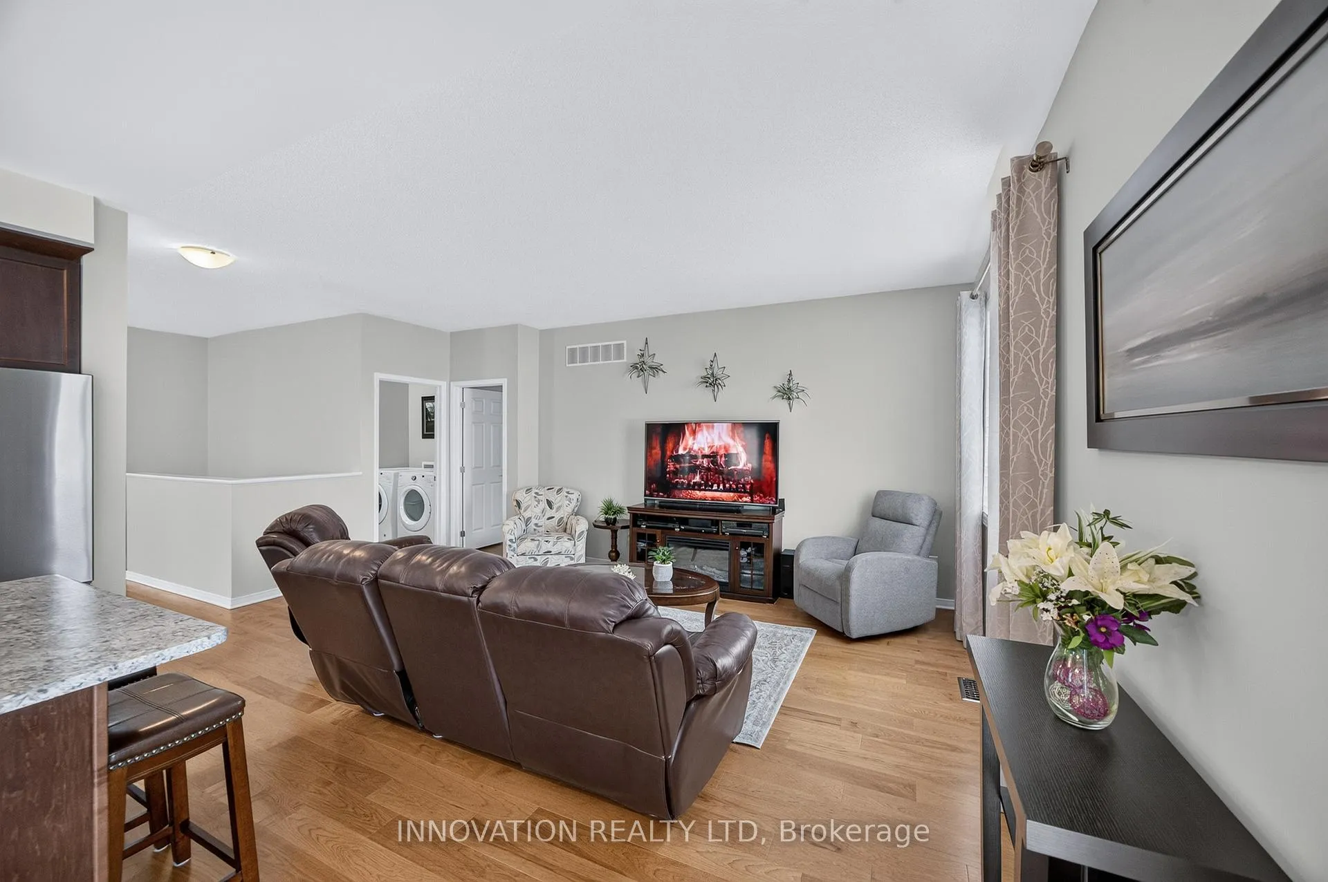 Photo 19 of 249 Edey Street, Arnprior, Arnprior — HOMEH