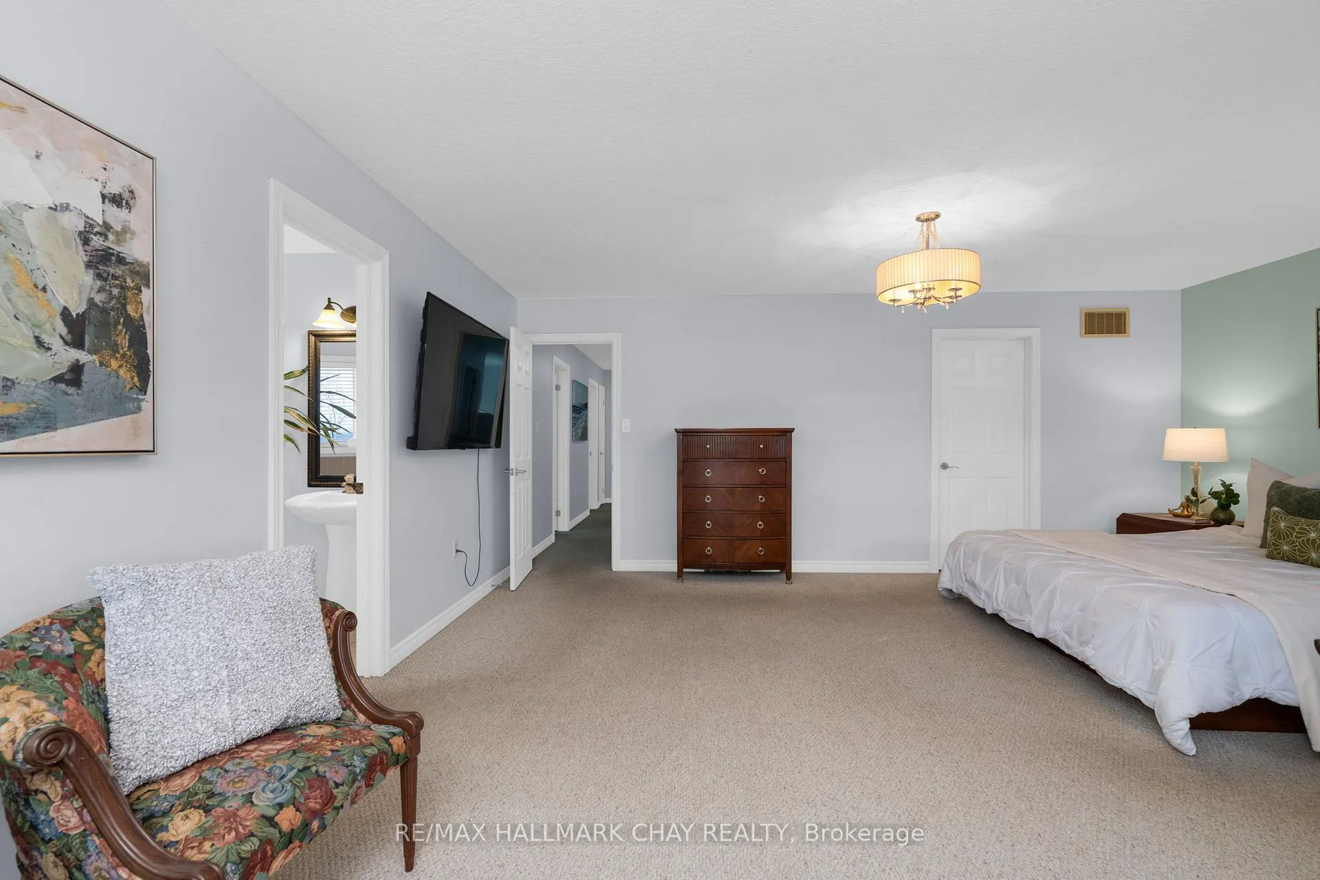 Photo 25 of 77 Sovereign's Gate, Barrie, Innis-Shore — HOMEH