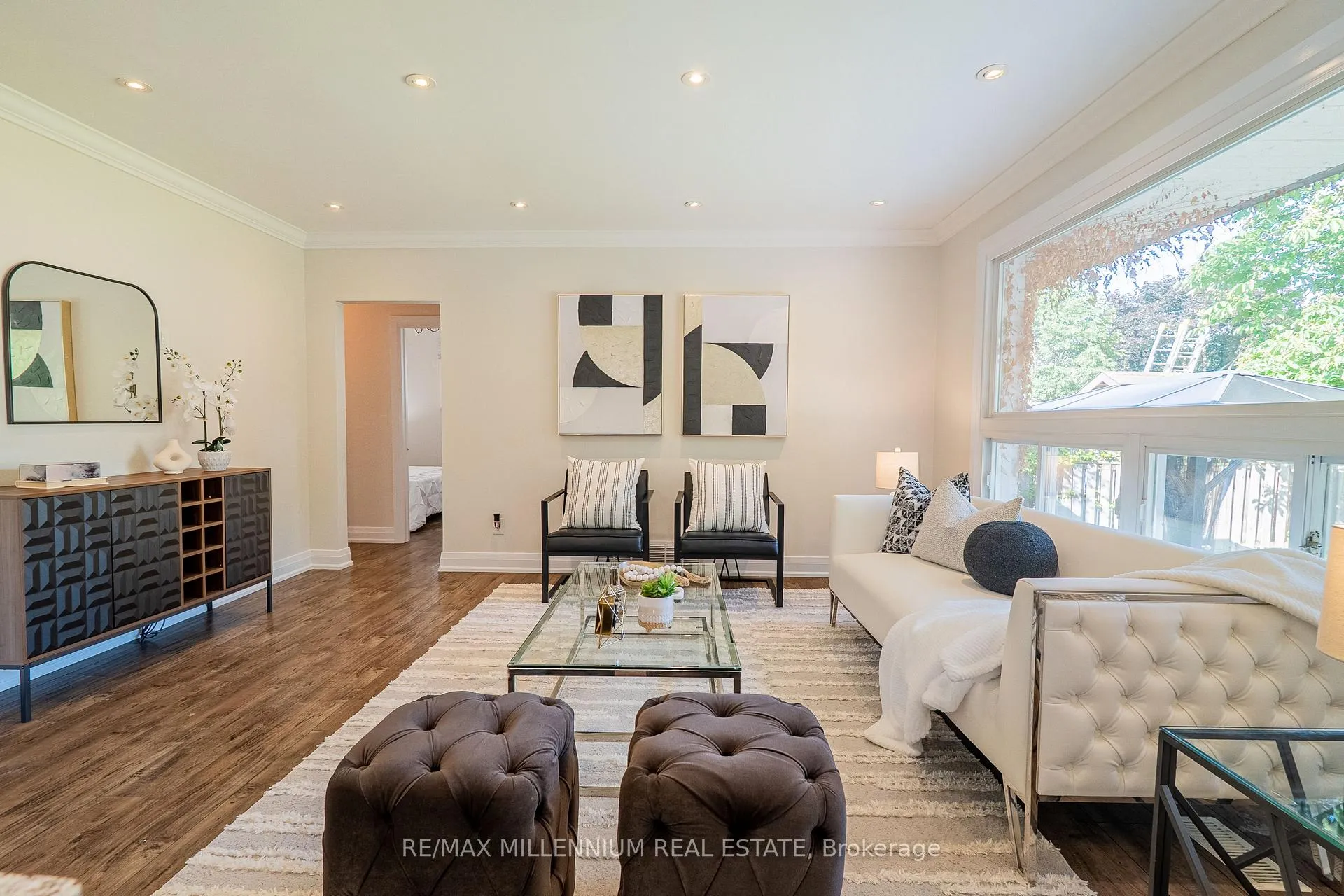 Photo 10 of 37 Campbell Drive, Brampton, Northwood Park — HOMEH
