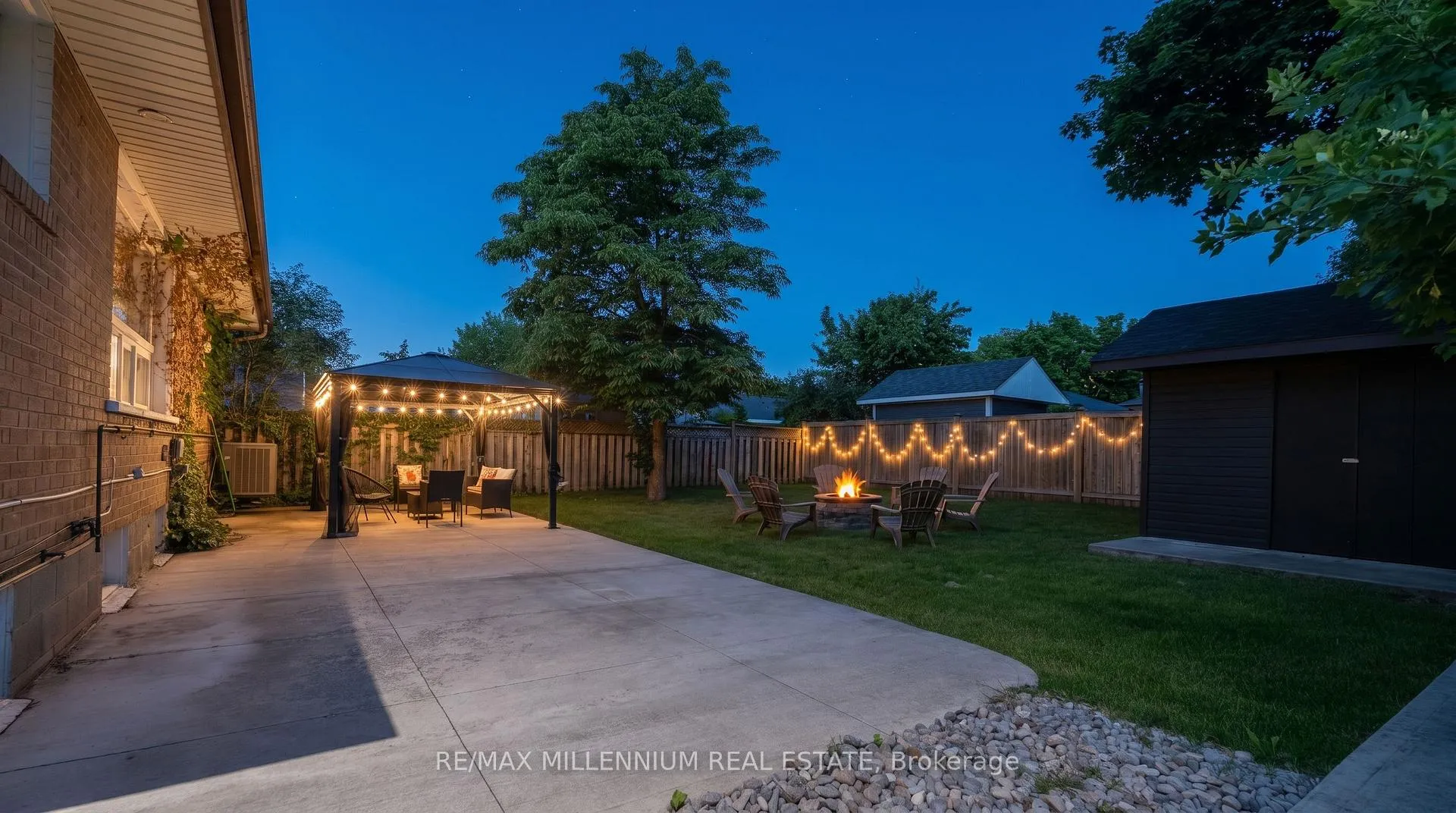 Photo 28 of 37 Campbell Drive, Brampton, Northwood Park — HOMEH