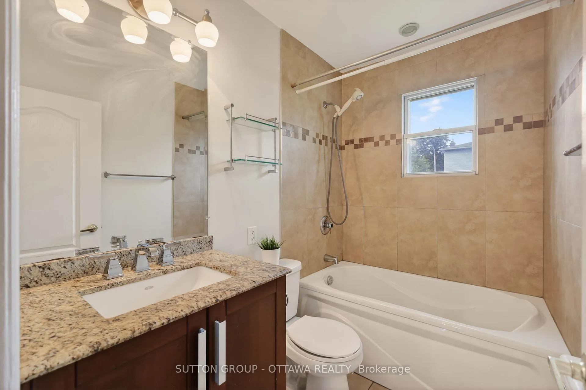 Photo 14 of 93 Ontario Street, Ottawa, Overbrook — HOMEH