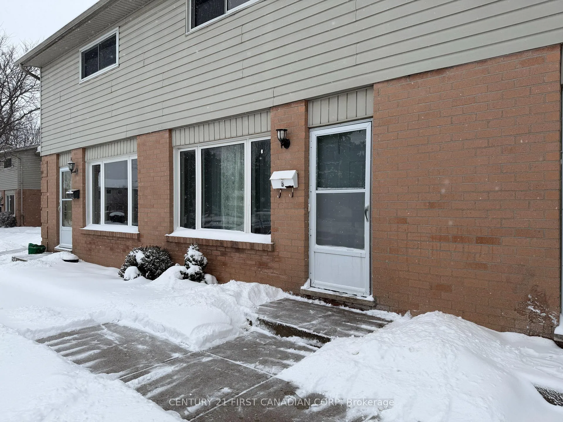 Front of Unit 8, 45 Gatewood Place