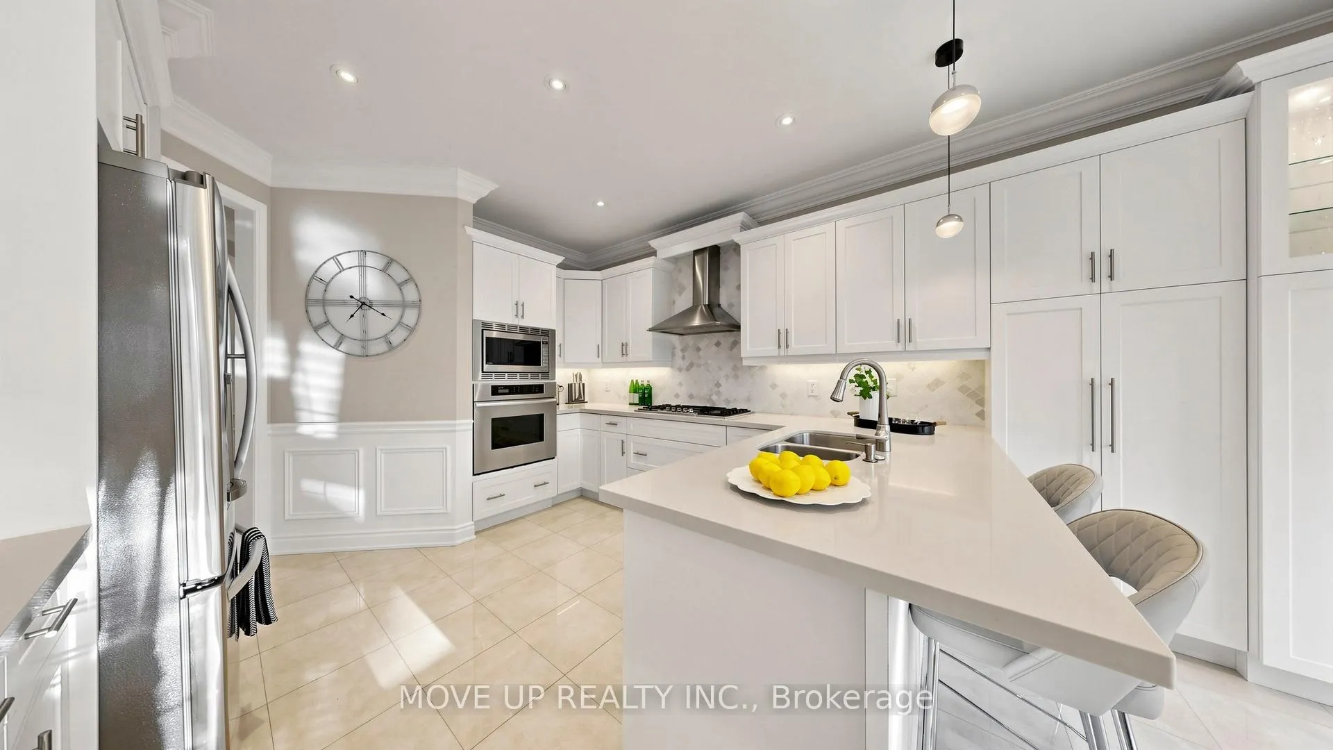 Photo 12 of 89 Chagall Drive, Vaughan, Patterson — HOMEH