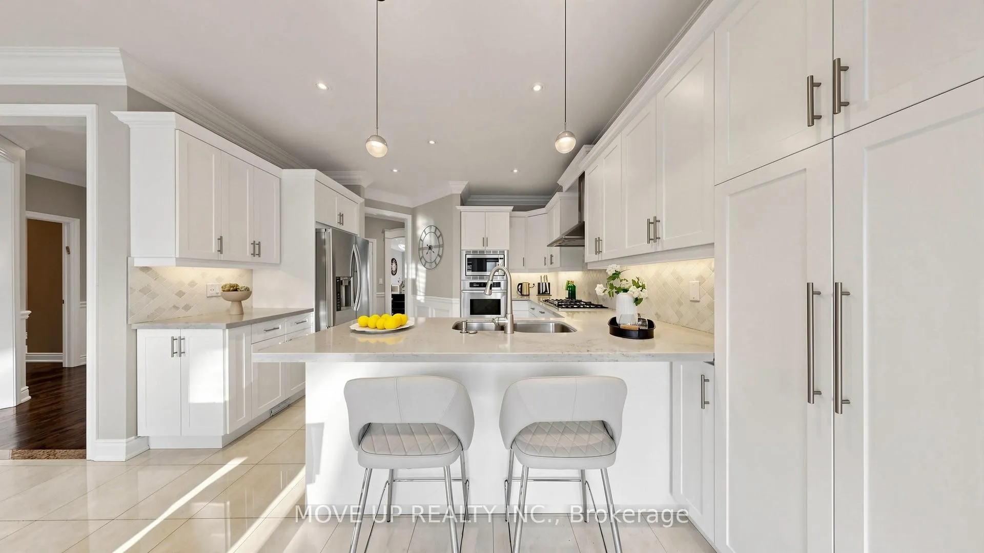 Photo 13 of 89 Chagall Drive, Vaughan, Patterson — HOMEH