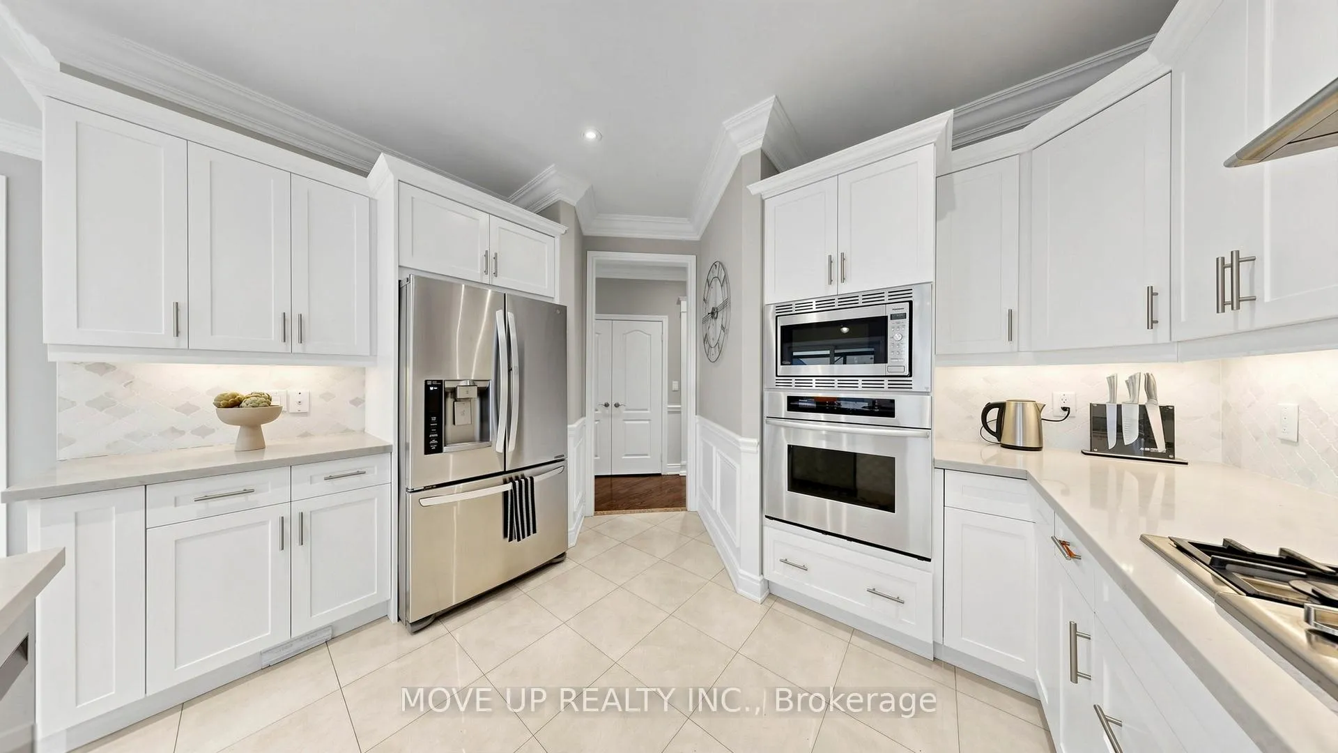 Photo 14 of 89 Chagall Drive, Vaughan, Patterson — HOMEH