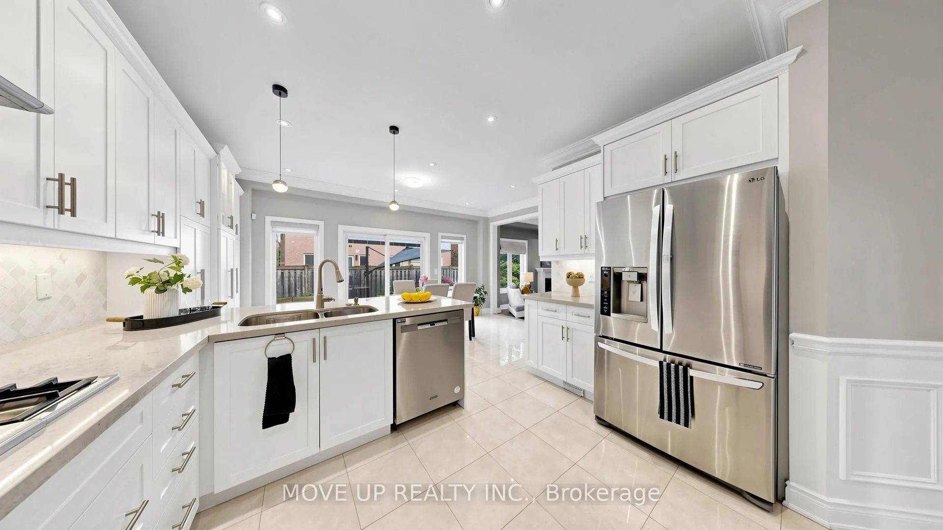 Photo 16 of 89 Chagall Drive, Vaughan, Patterson — HOMEH